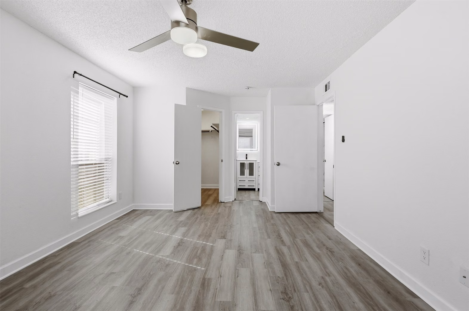 Photo 7 of 3600 Jeanetta Street 2707, Houston, TX