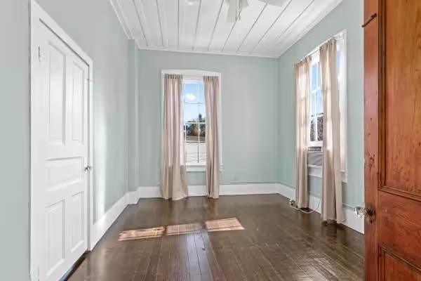 Photo 6 of 2417 Avenue M, Galveston, TX