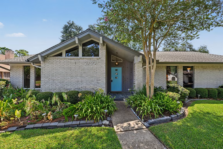 Photo 2 of 2750 Fontana Drive, Houston, TX