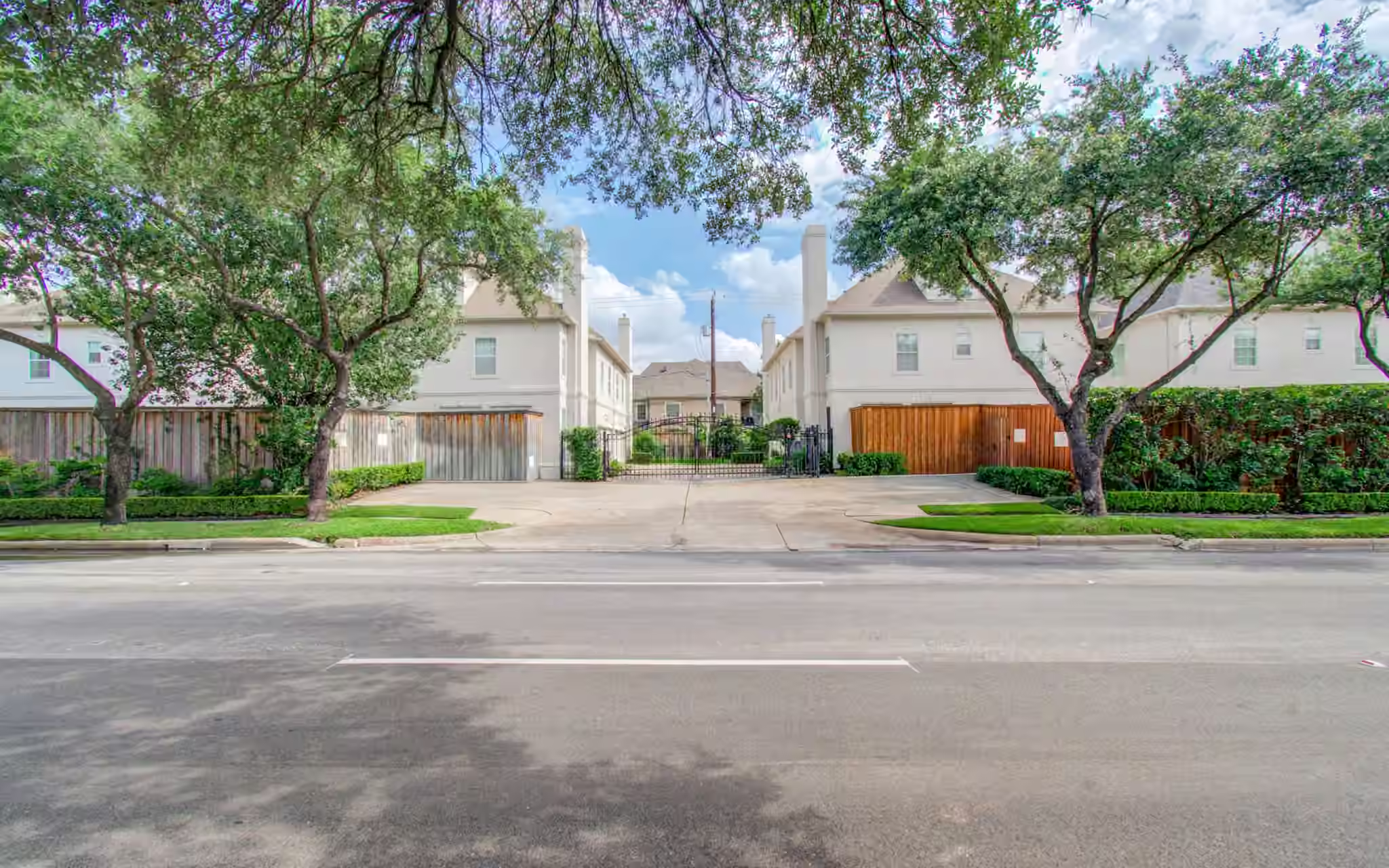 Photo 2 of 2214 W Holcombe Boulevard, Houston, TX