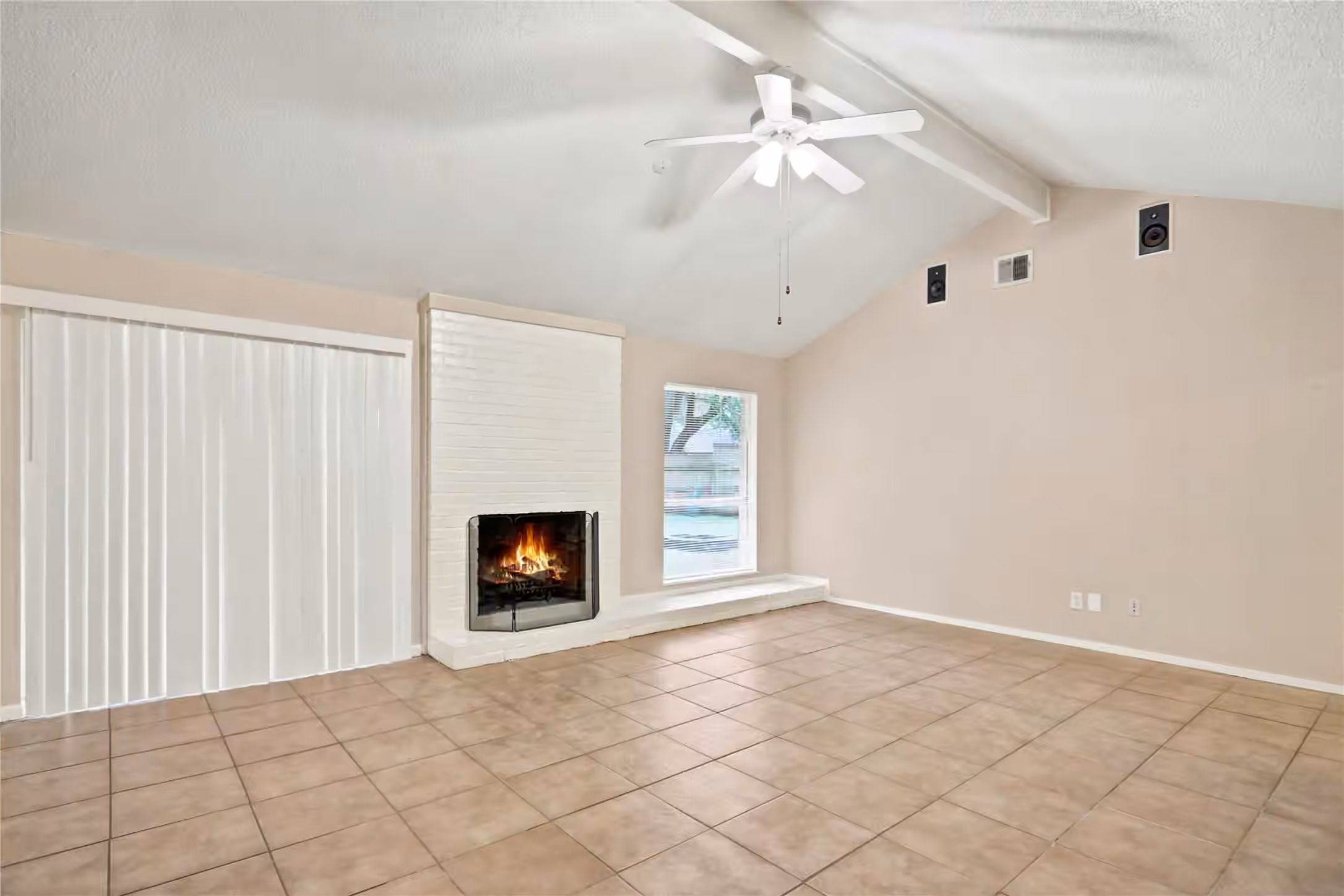 Photo 5 of 22423 Deville Drive, Katy, TX