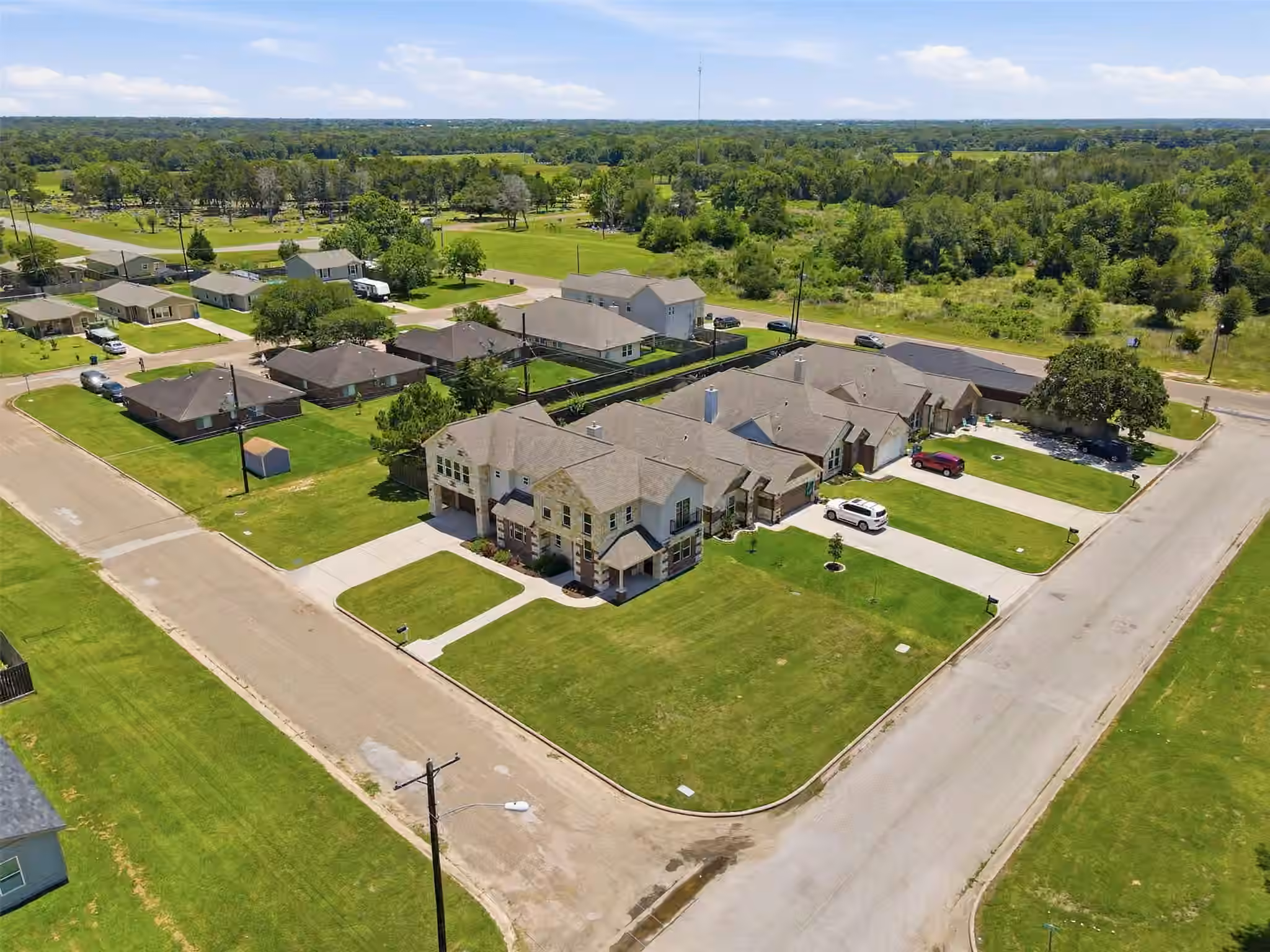 Photo 4 of 249 Mcdade Street, Hempstead, TX