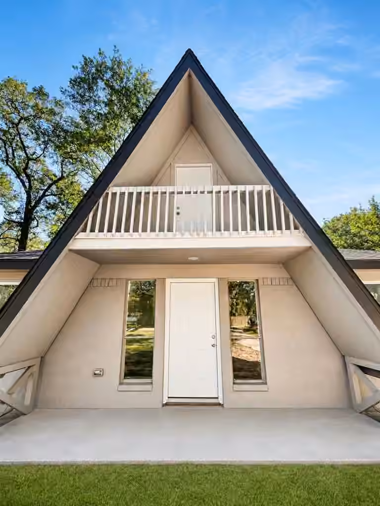 Photo 2 of 408 Commanche Road, Conroe, TX