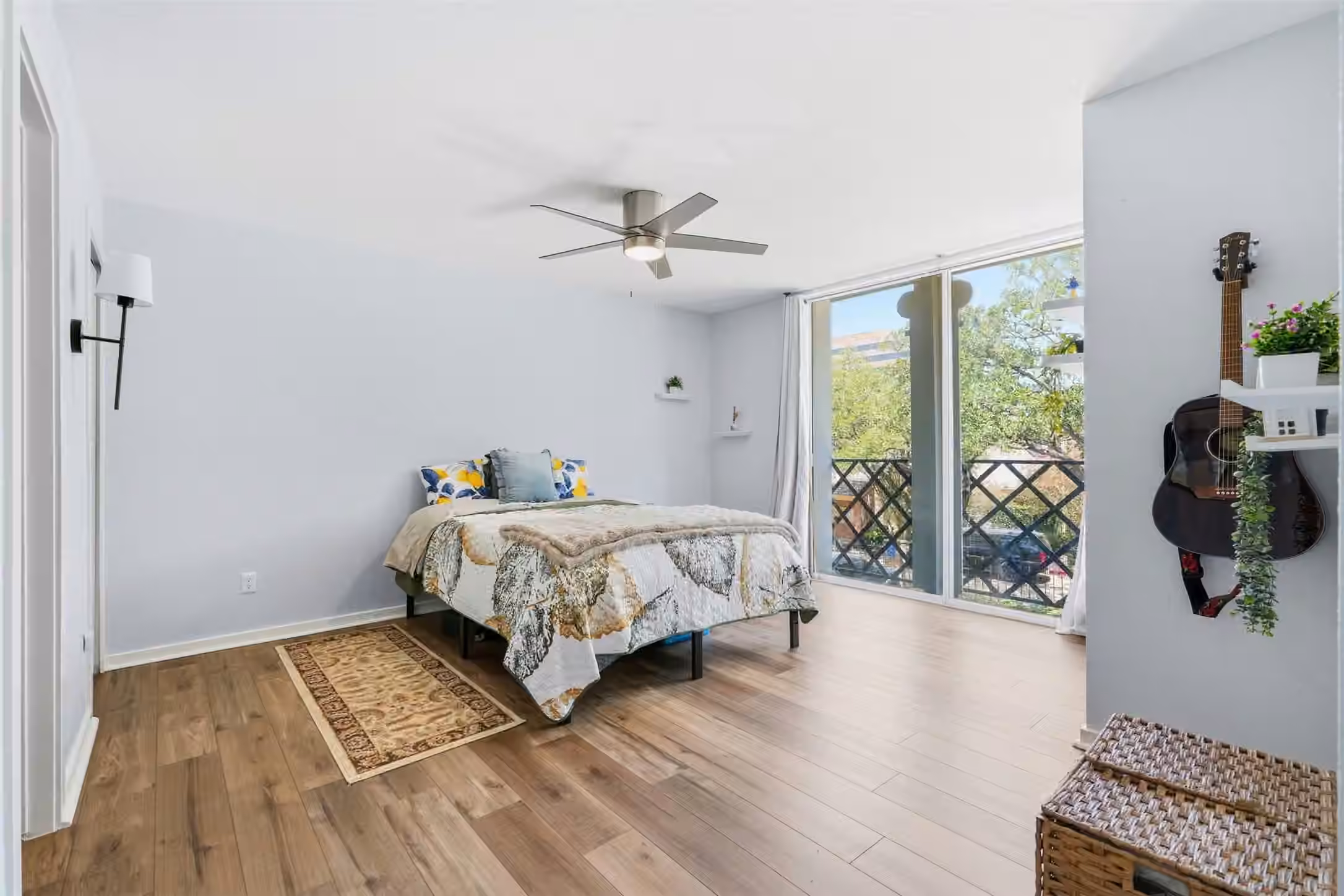 Photo 4 of 2333 Bering Drive 108, Houston, TX