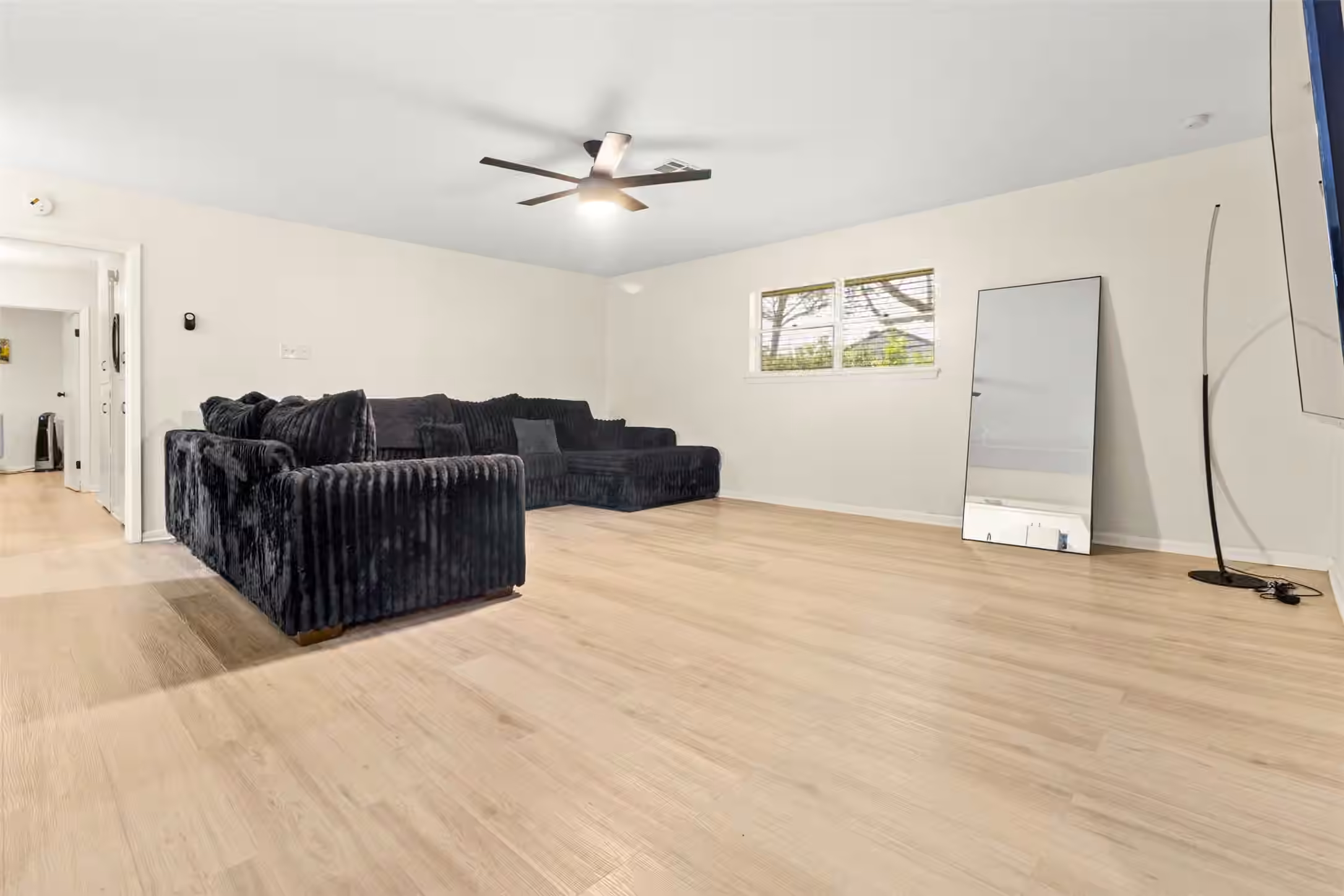 Photo 6 of 10406 Winding Trail Road, La Porte, TX