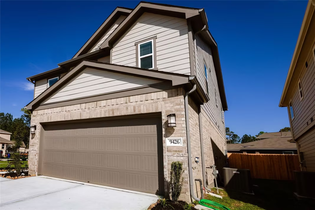 Photo 3 of 9426 Castillo Court, Magnolia, TX