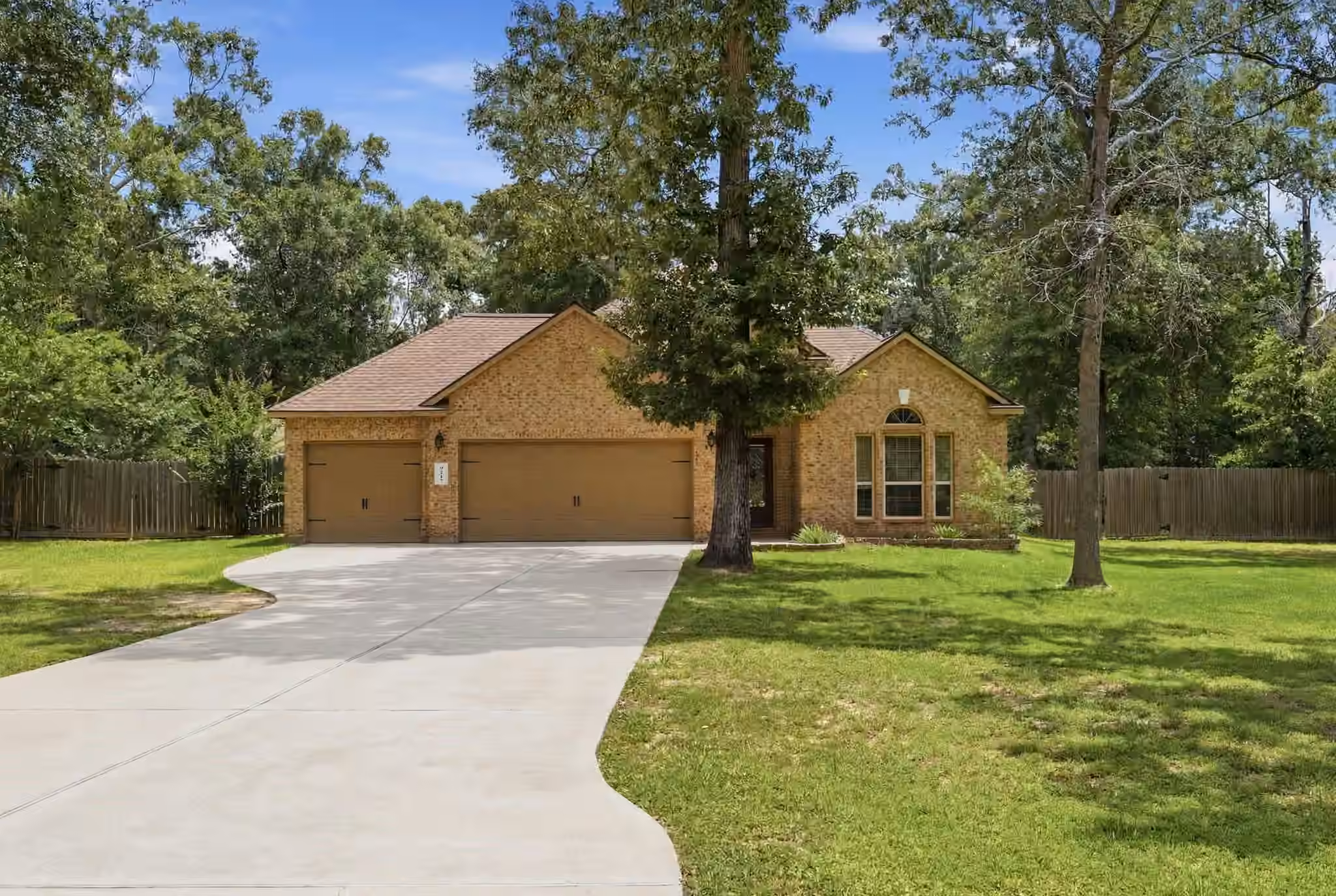 Photo of 9217 Silver Back Trail, Conroe, TX
