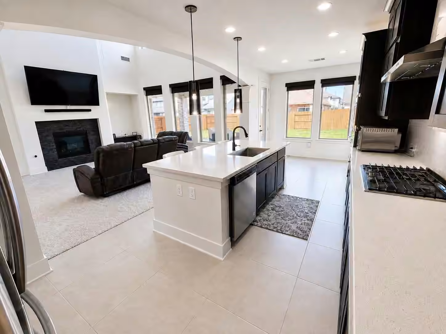 Photo 7 of 15810 Dutton Pines Drive, Humble, TX