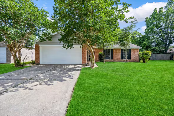 Photo 3 of 9806 Tanager Lane, Conroe, TX