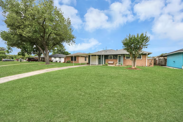 Photo 3 of 12413 Industrial Road, Houston, TX