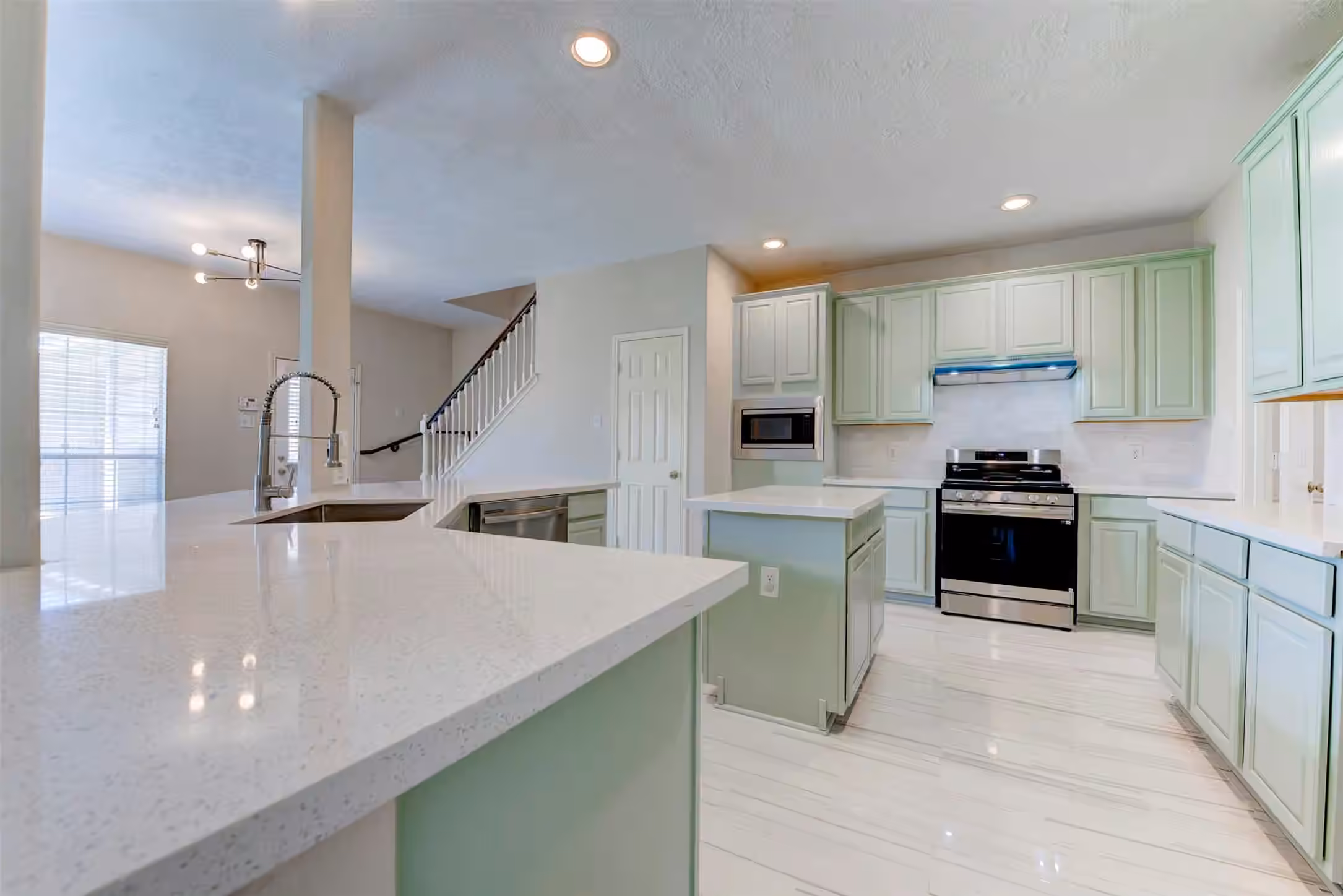 Photo 7 of 7330 Kainer Springs Lane, Richmond, TX