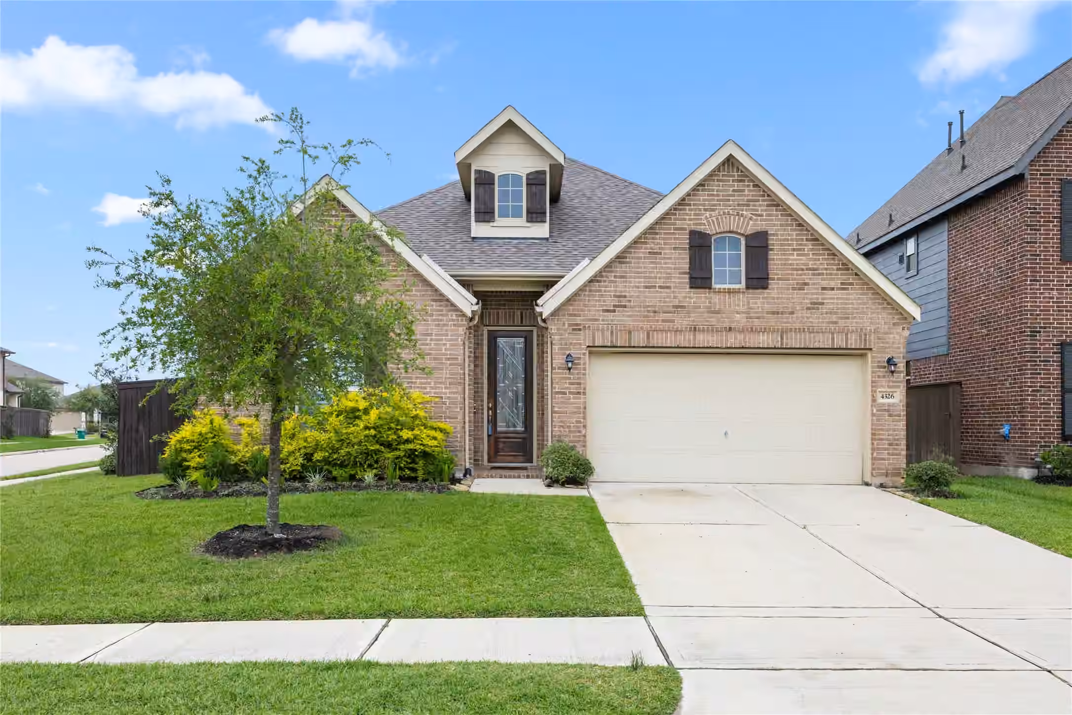 Photo 3 of 4326 Sandhill Terrace Lane, Katy, TX