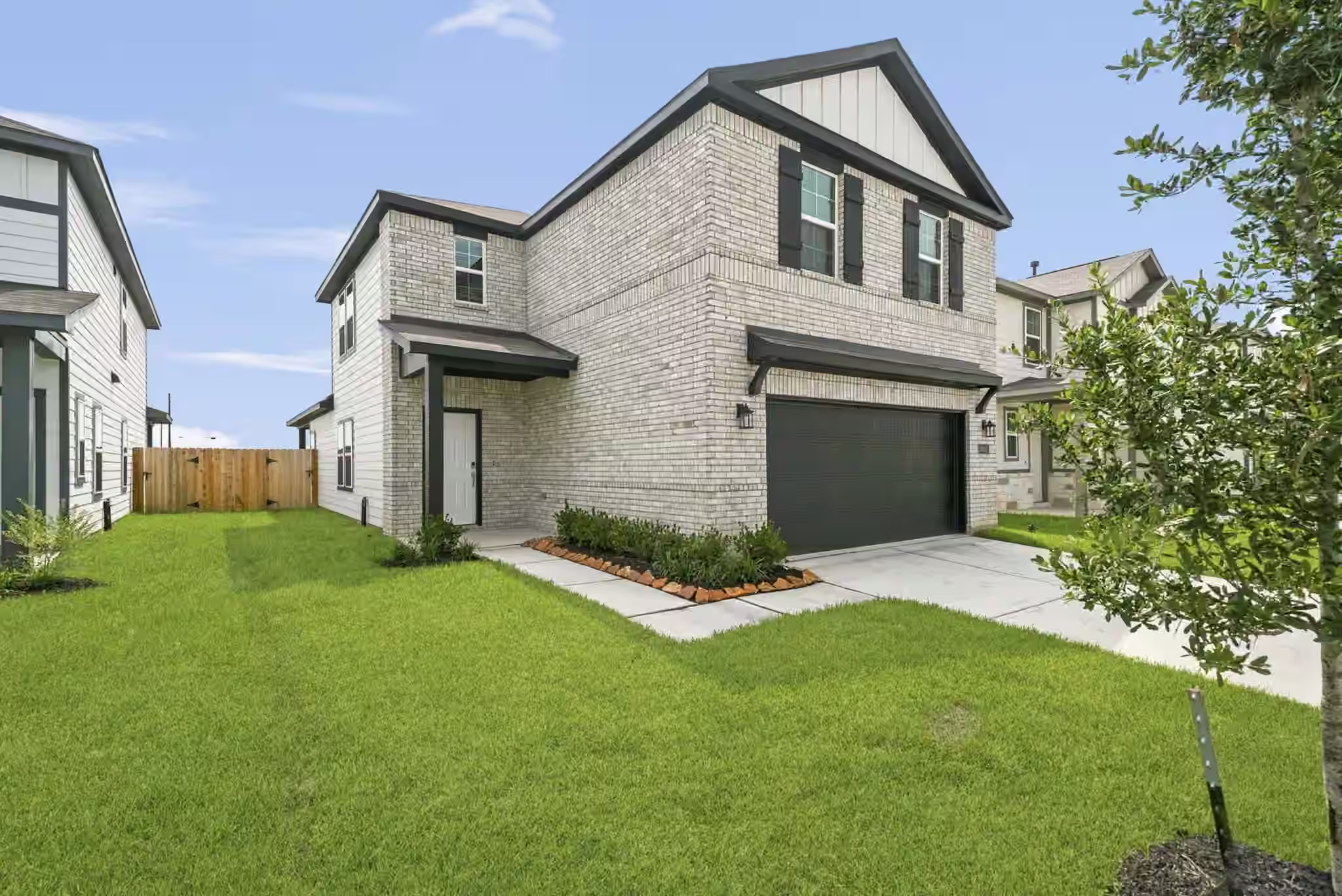 Photo 2 of 4011 Windy Whisper Drive, Brookshire, TX