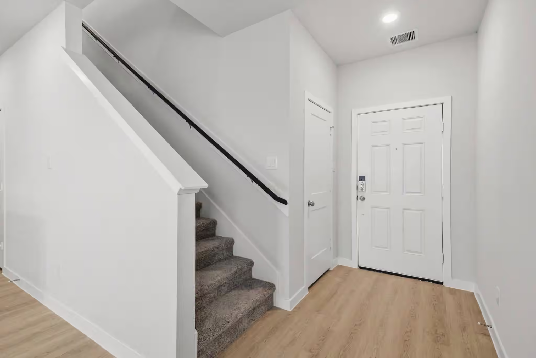 Photo 4 of 4011 Windy Whisper Drive, Brookshire, TX