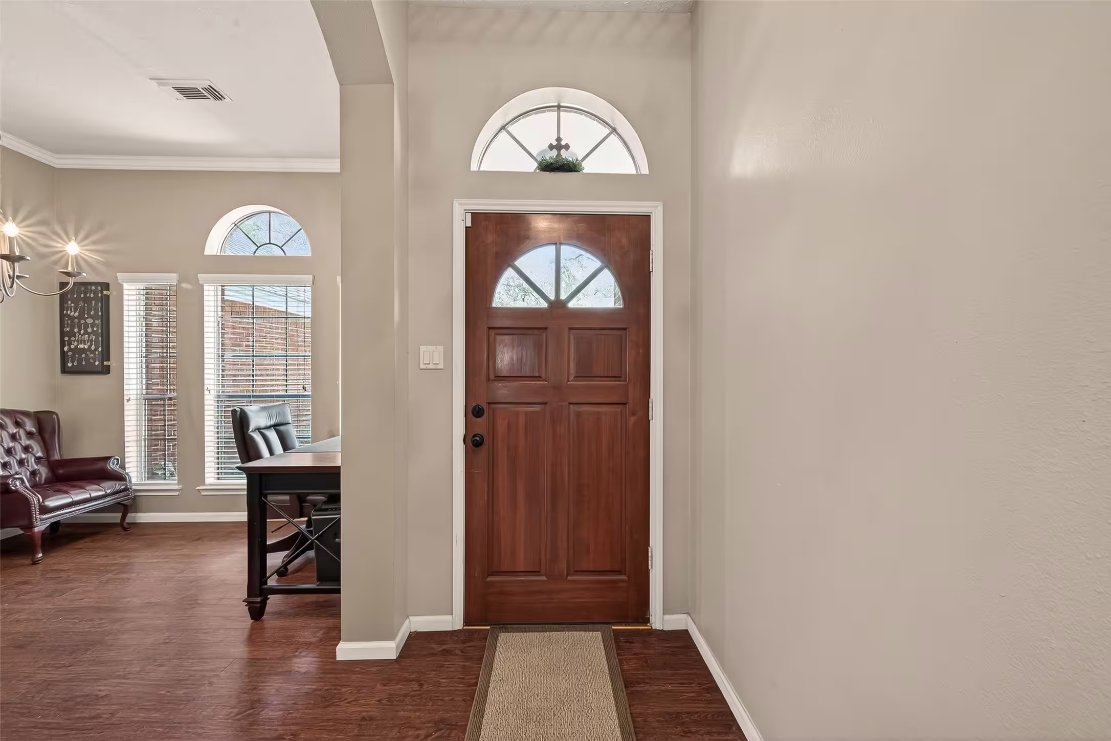 Photo 6 of 12606 Millvan Drive, Houston, TX
