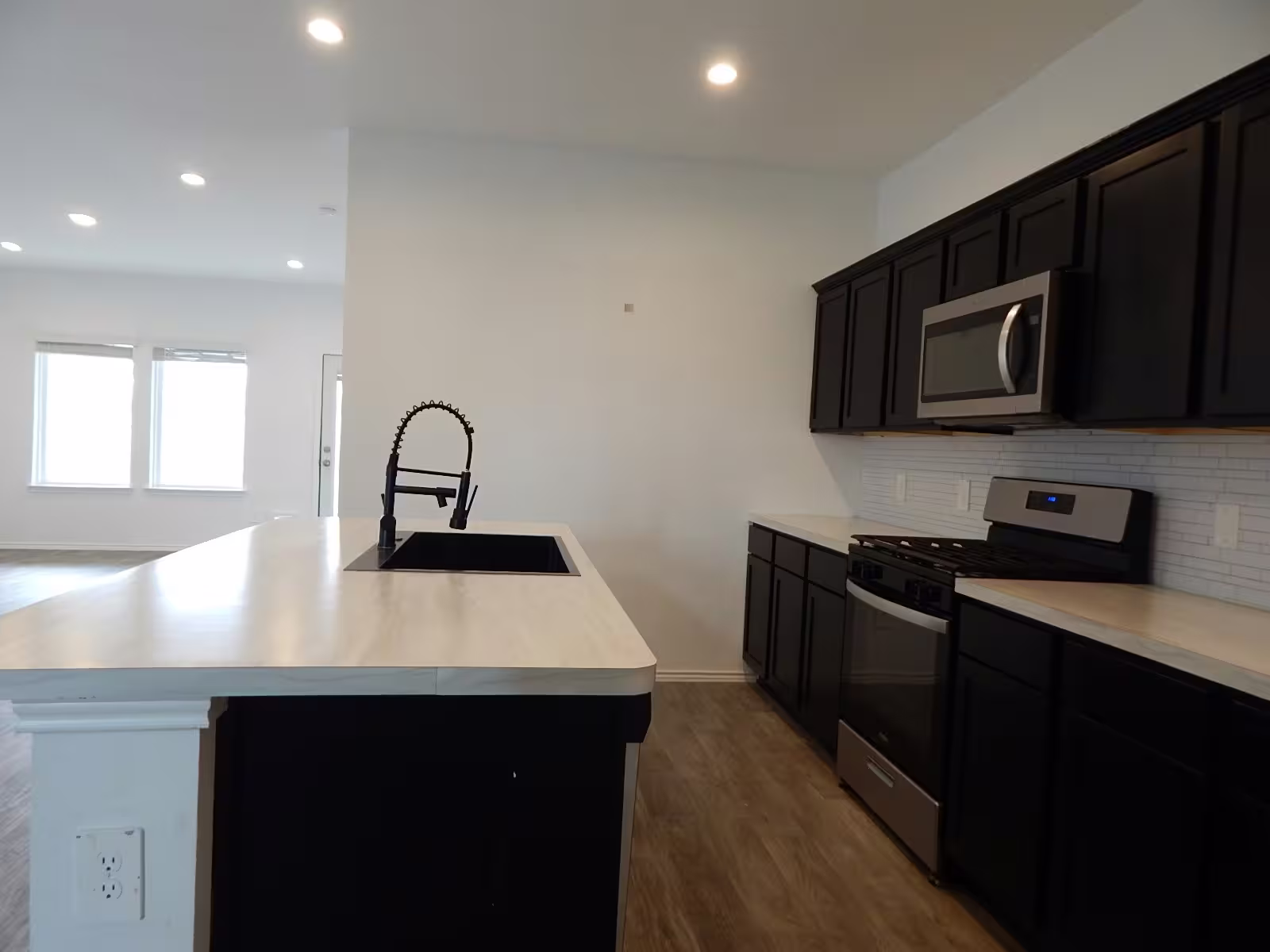 Photo 3 of 14568 Lily Plains Drive, Splendora, TX