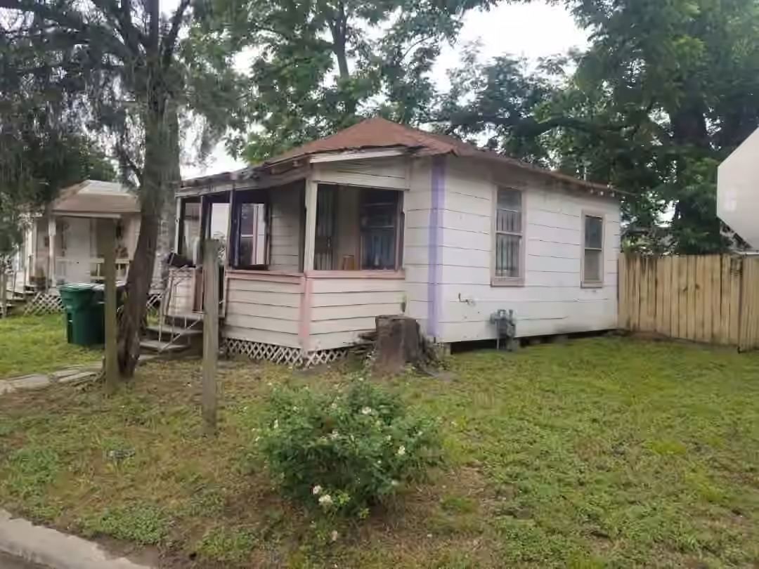 Photo 7 of 1407 Amundsen Street, Houston, TX