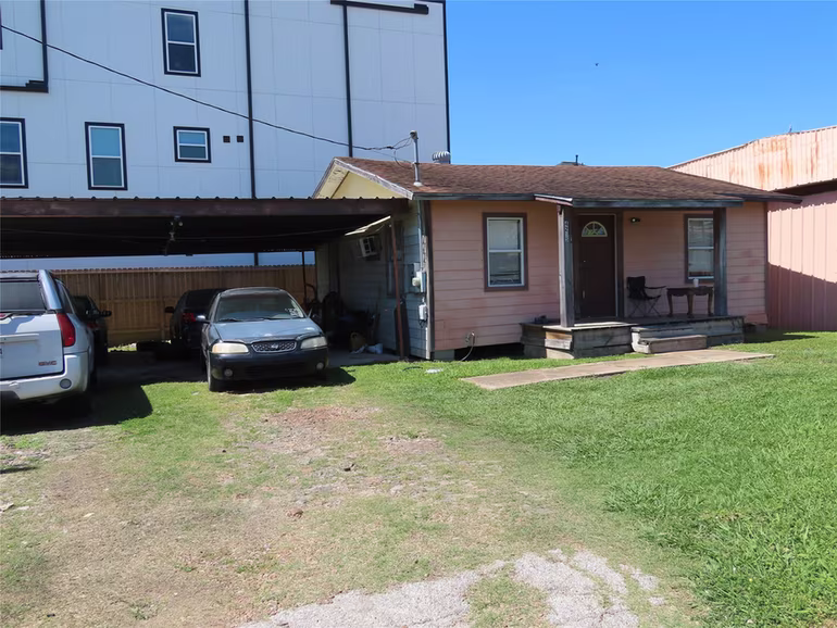 Photo 7 of 4235 Elmwood Street, Houston, TX