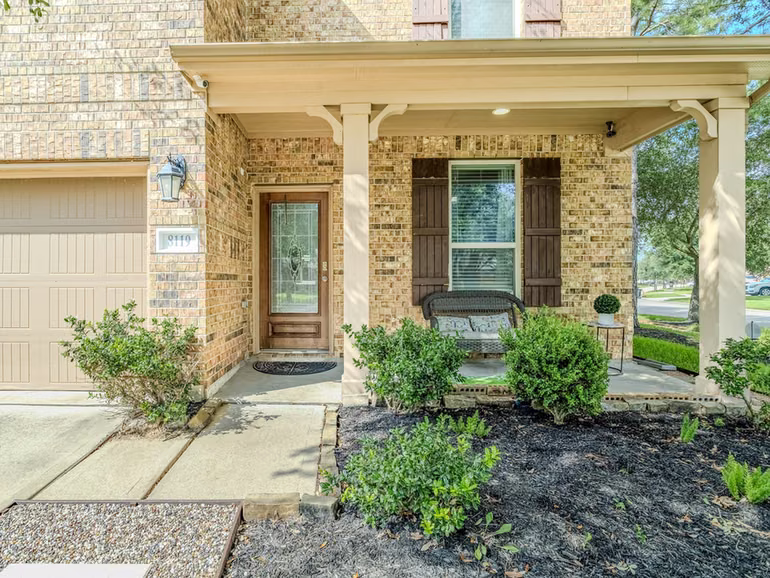 Photo 4 of 8119 Sweetstone Grove Court, Cypress, TX