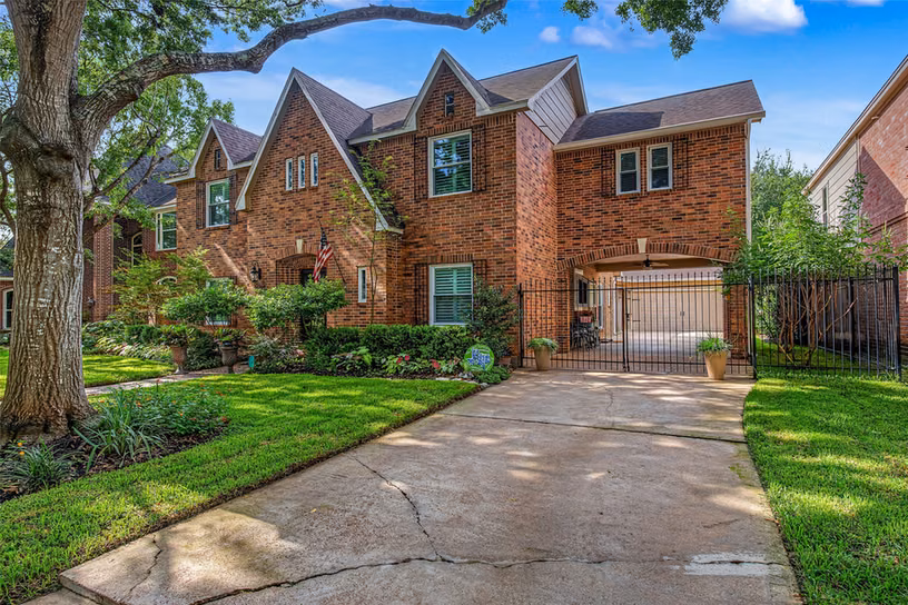 Photo 3 of 20323 Chateau Bend Drive, Katy, TX