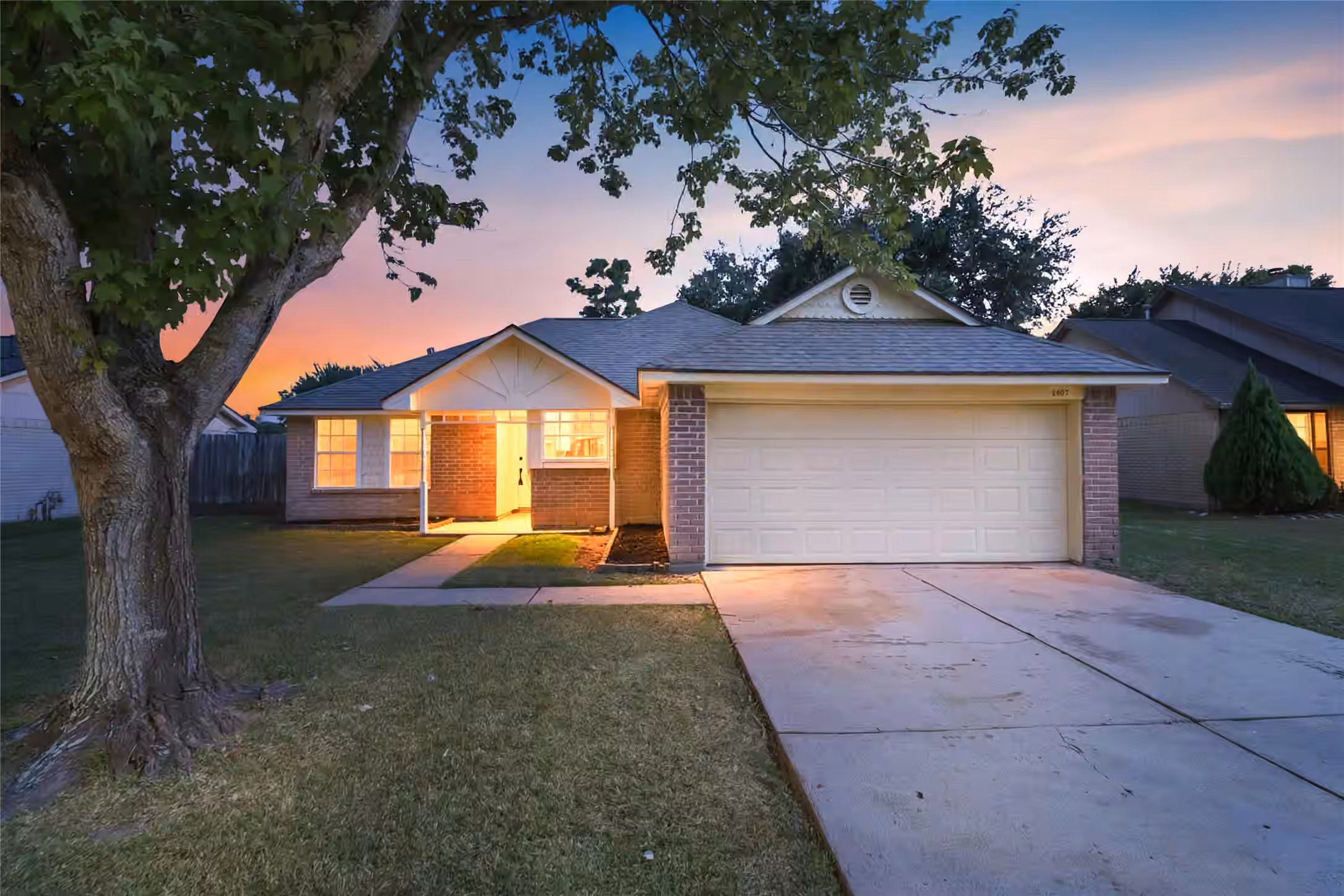 Photo of 2807 Custer Drive, League City, TX 77573