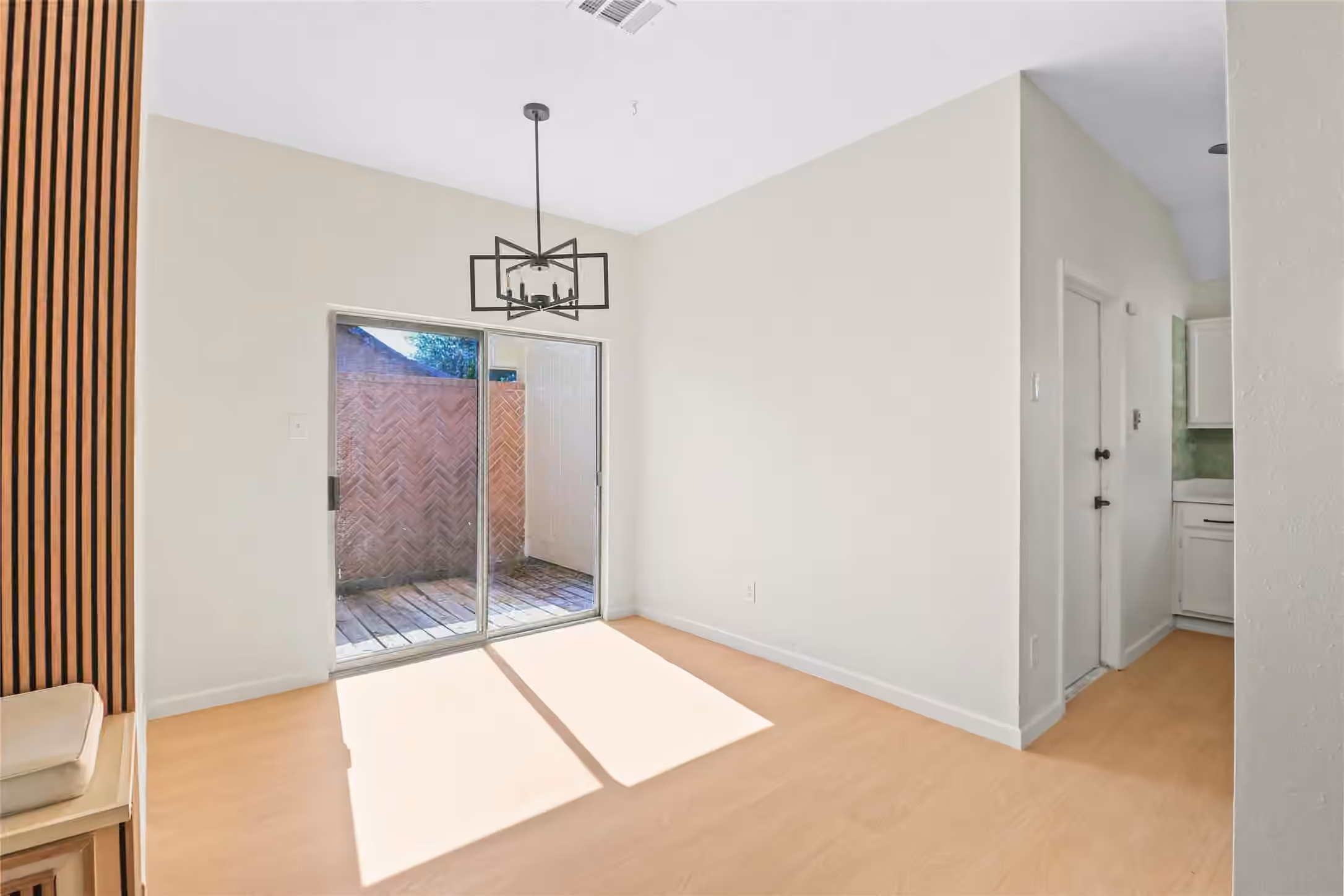 Photo 5 of 2807 Custer Drive, League City, TX