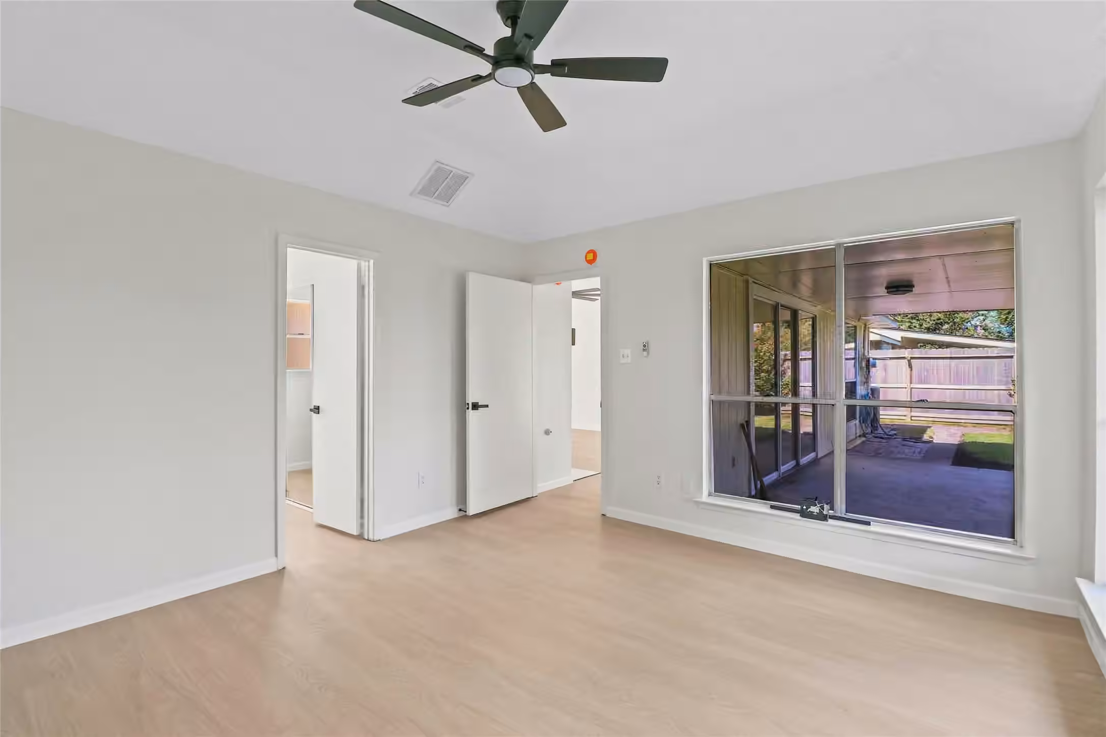 Photo 7 of 2807 Custer Drive, League City, TX