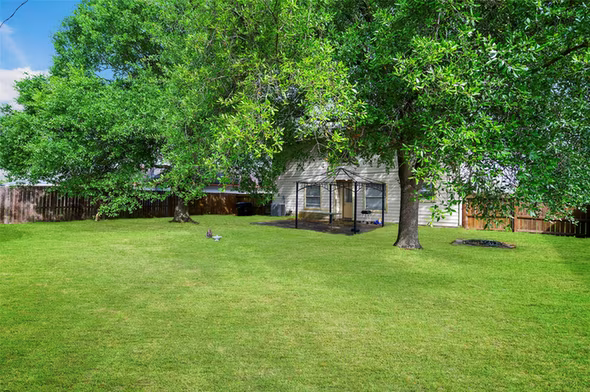 Photo 7 of 9214 Carmalee Street, Houston, TX