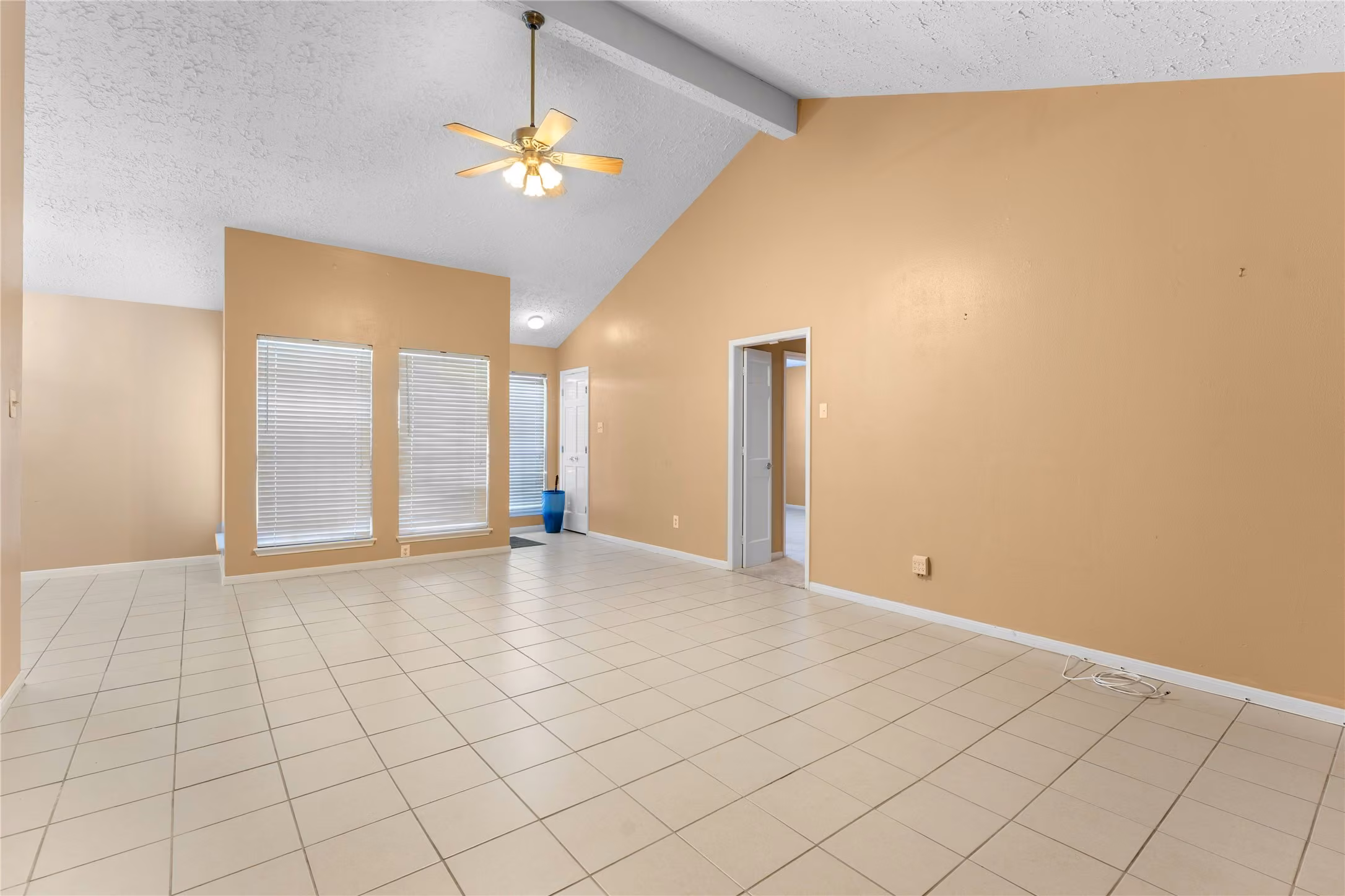 Photo 5 of 20 Baron Lane, Missouri City, TX