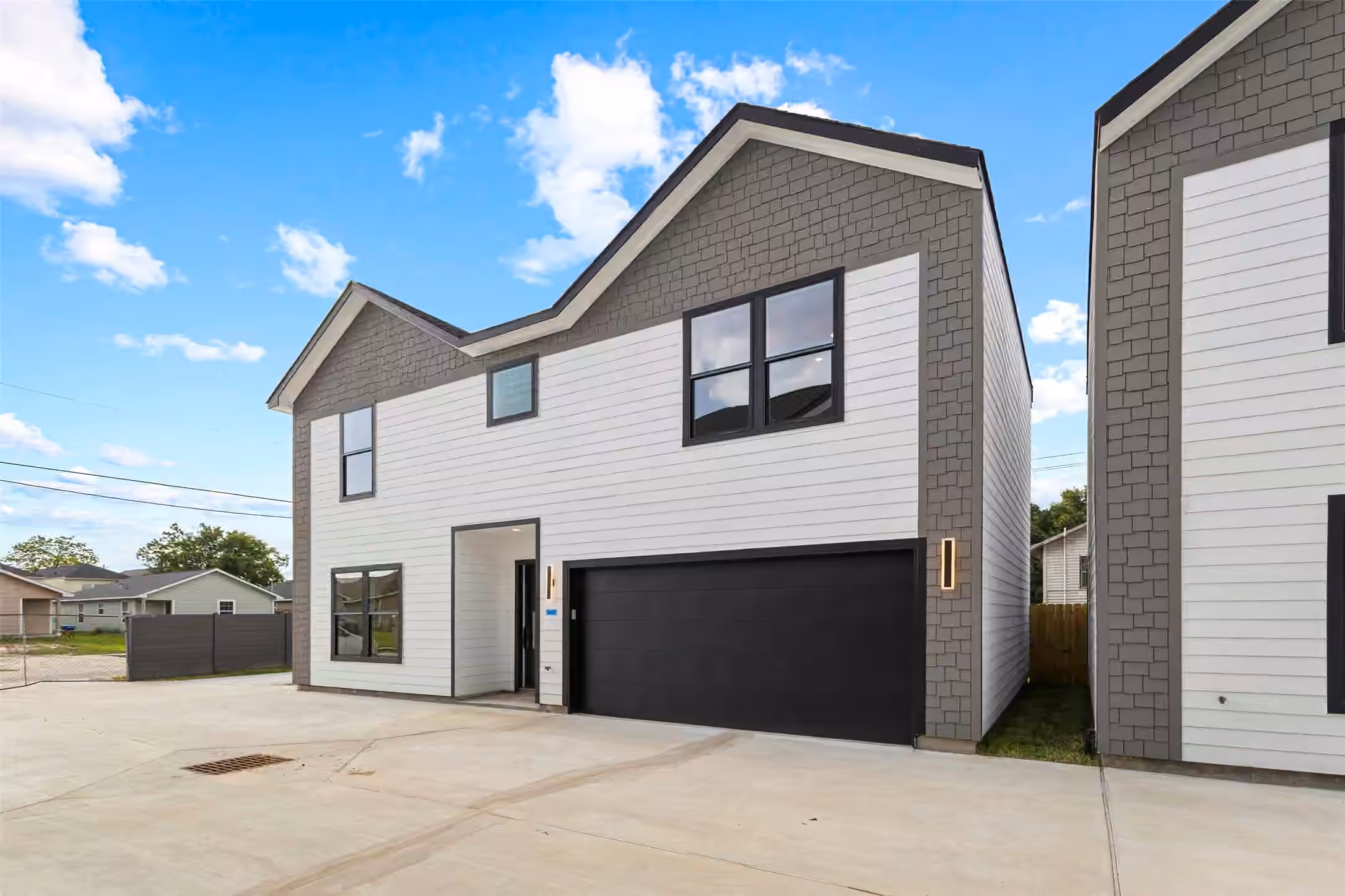 Photo 3 of 7548 Dyer Street, Houston, TX
