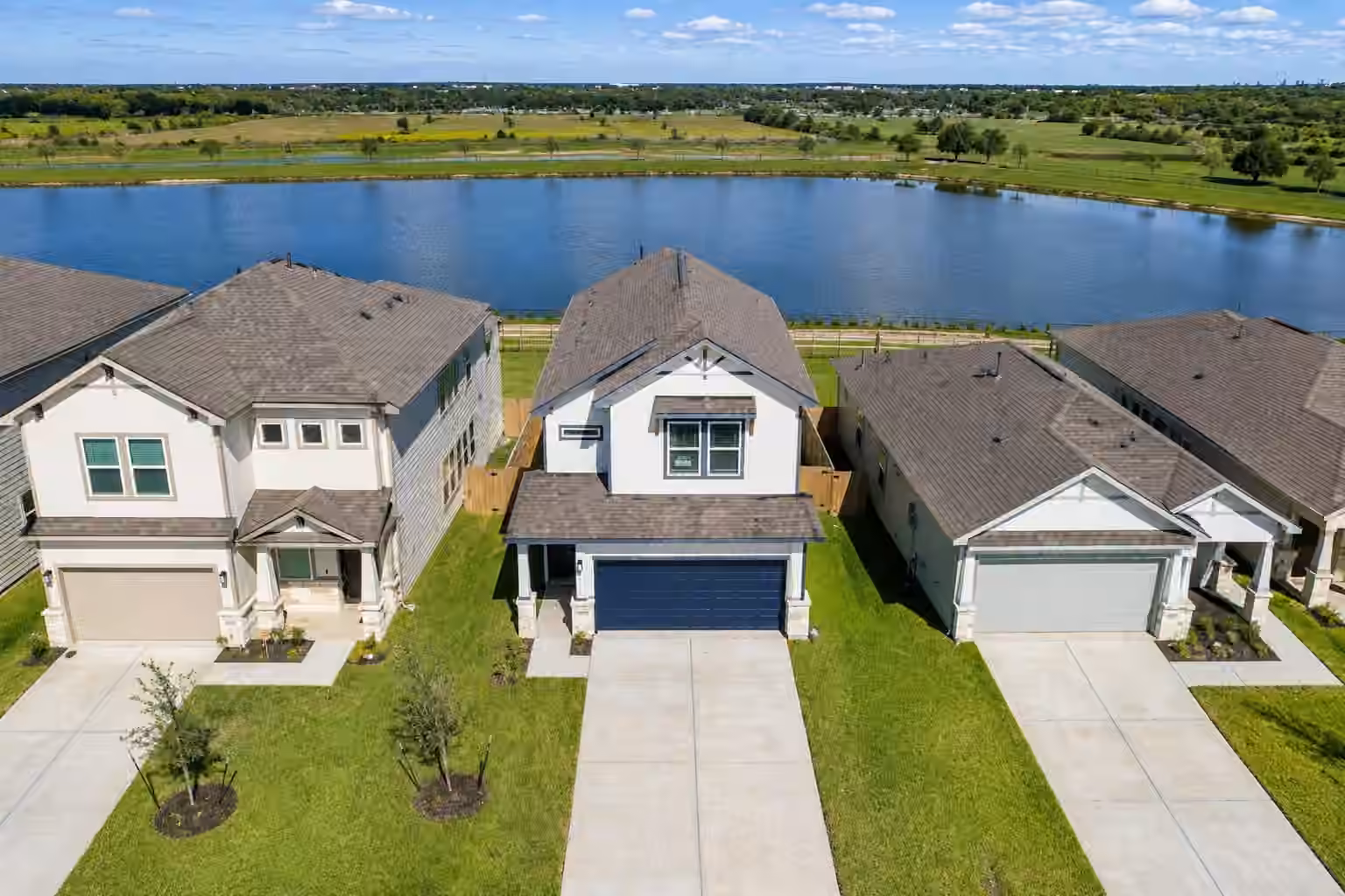 Photo of 6639 Escondido Drive, Rosharon, TX 77583