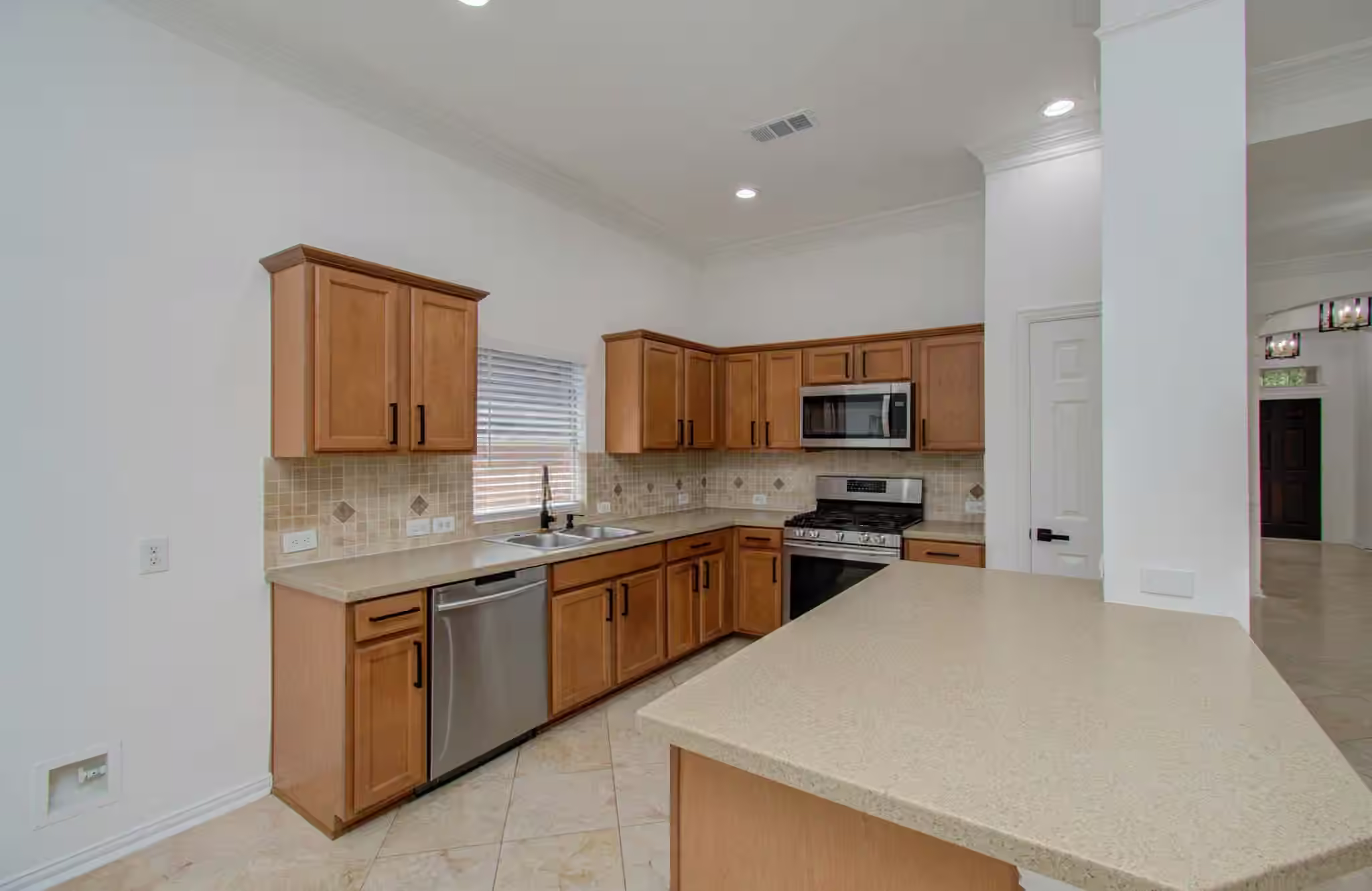 Photo 6 of 18314 N Elizabeth Shore Loop, Cypress, TX