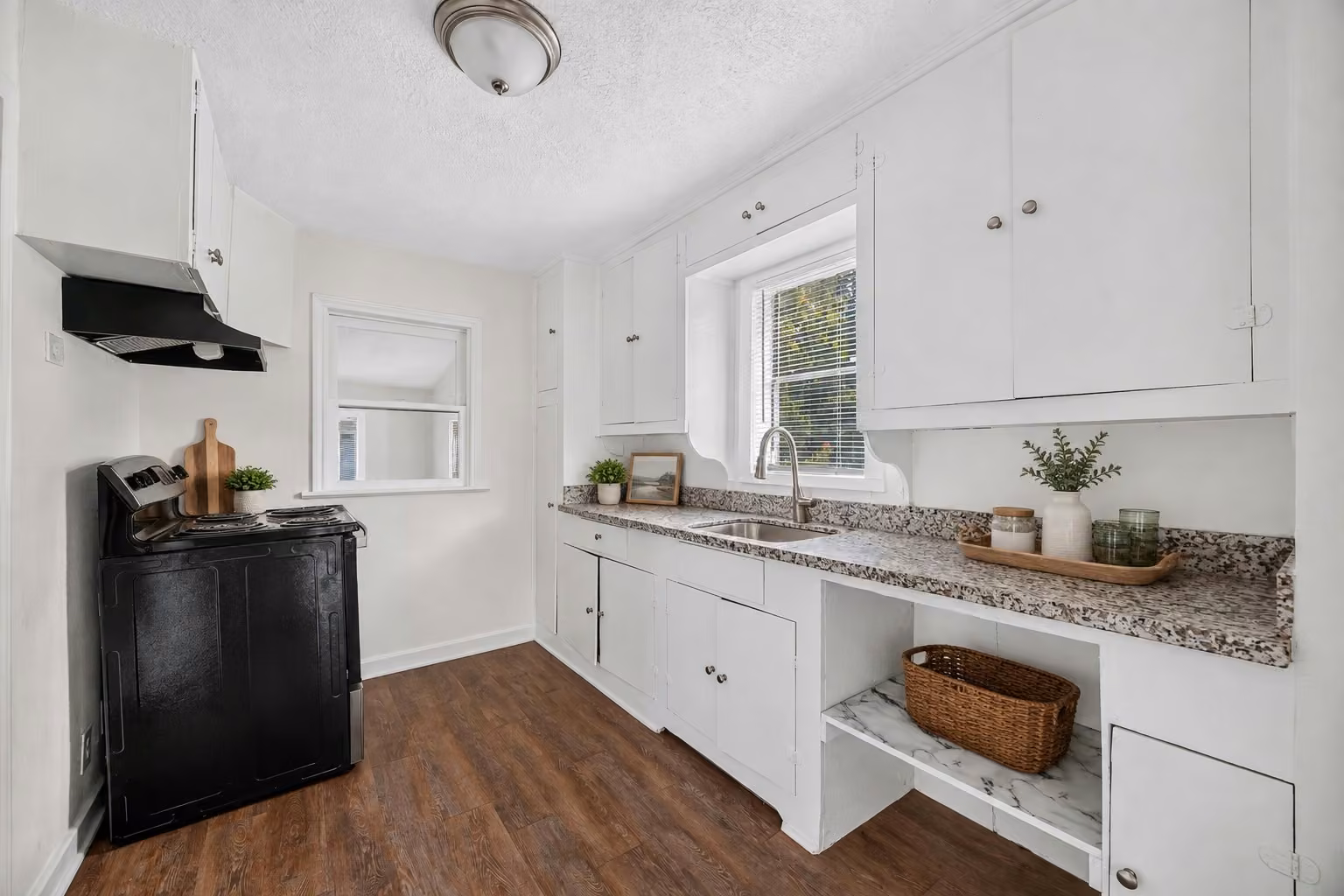 Photo 5 of 6414 Woodrow Street, Texas City, TX