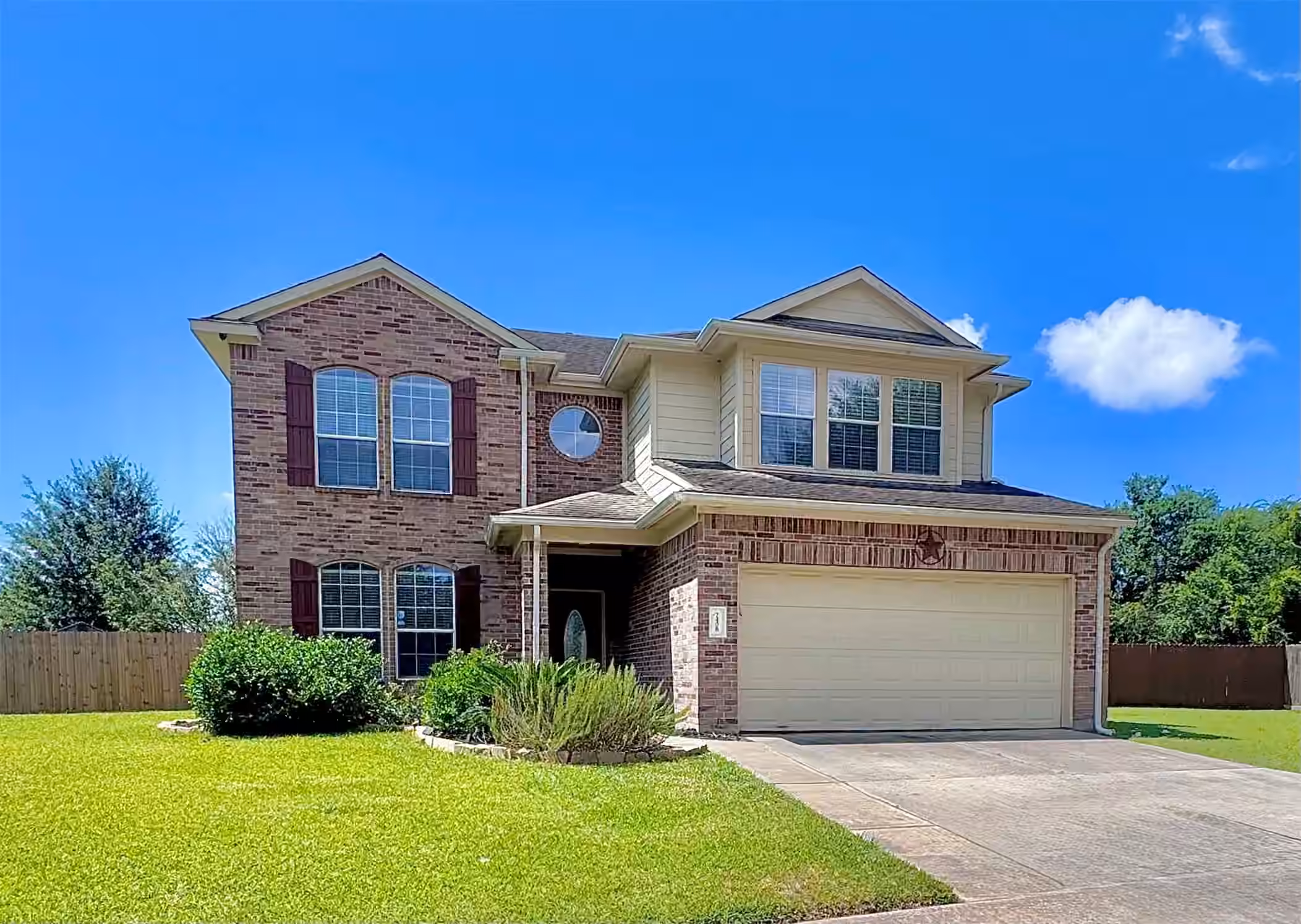 Photo of 7408 Newport Lane, Pearland, TX