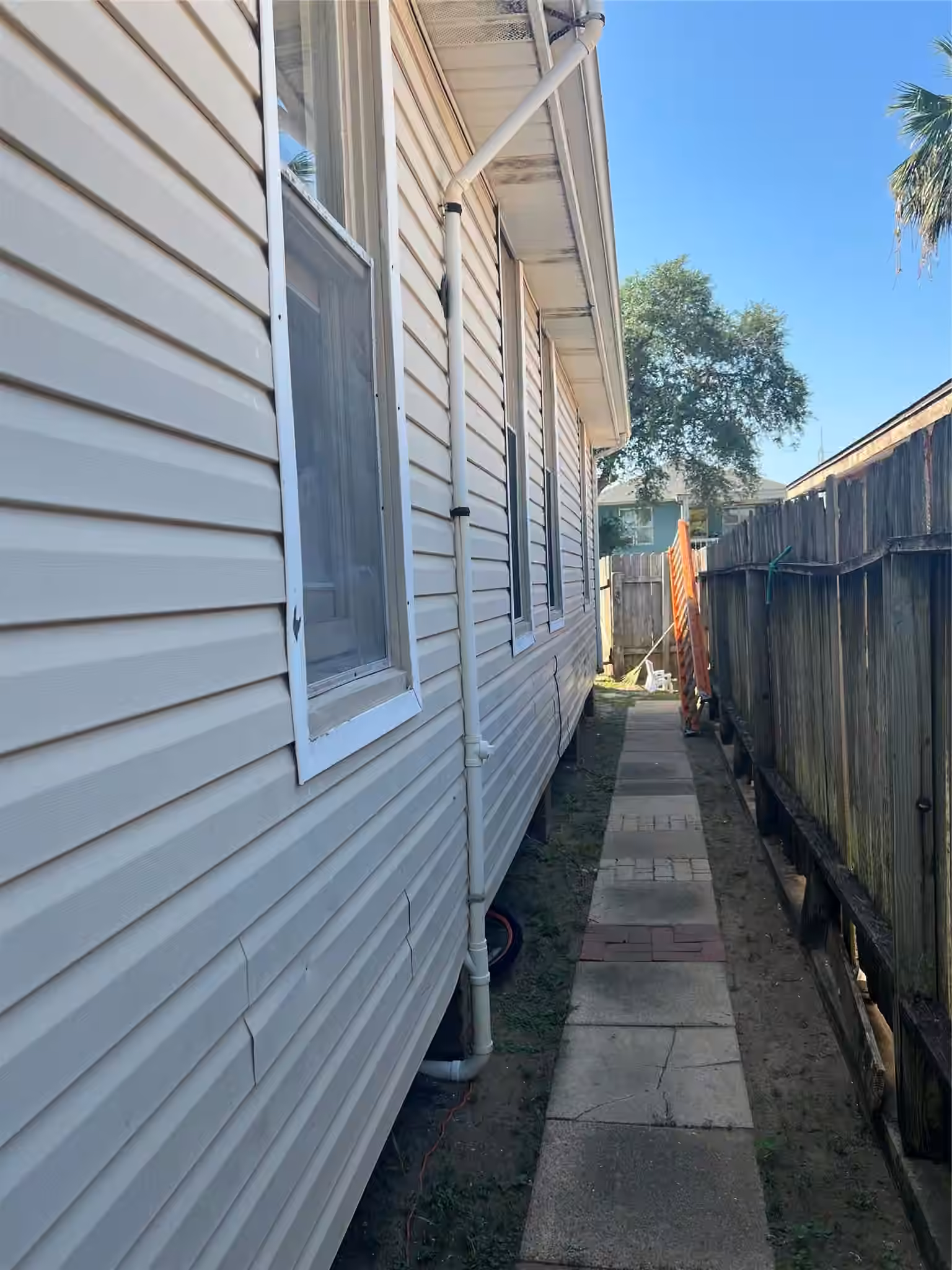 Photo 6 of 5107 Avenue Q 1/2, Galveston, TX
