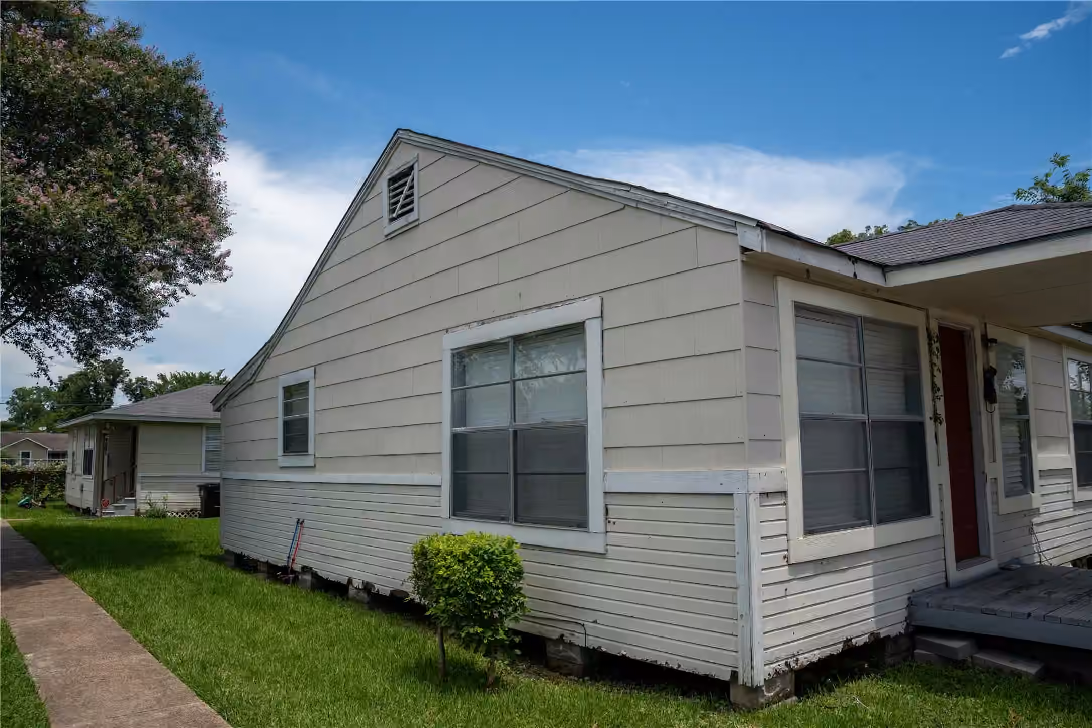 Photo 3 of 3929 Caplin Street, Houston, TX