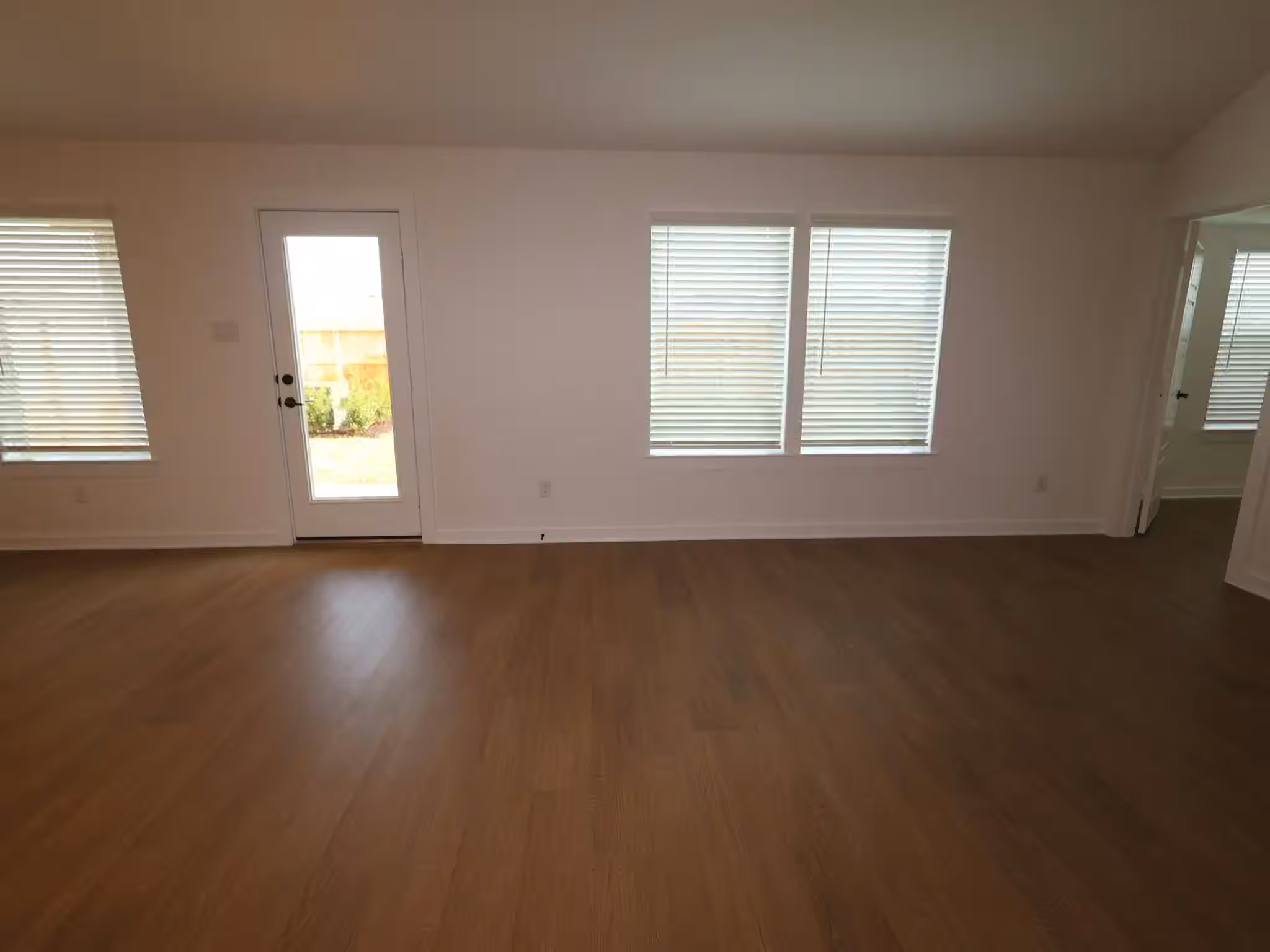 Photo 4 of 1094 Garnet Star Drive, La Marque, TX