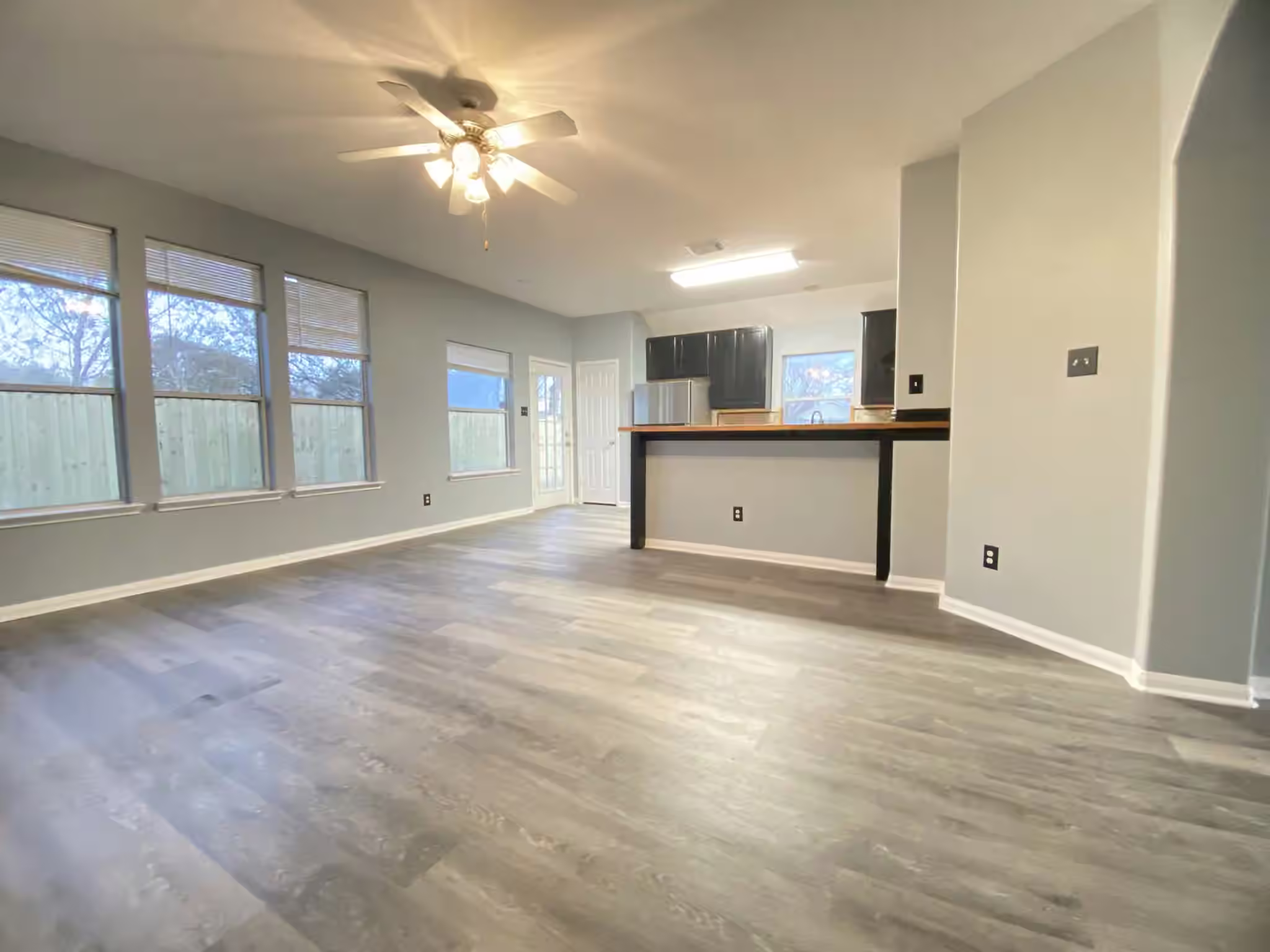 Photo 6 of 4031 Raspberry Court, Dickinson, TX