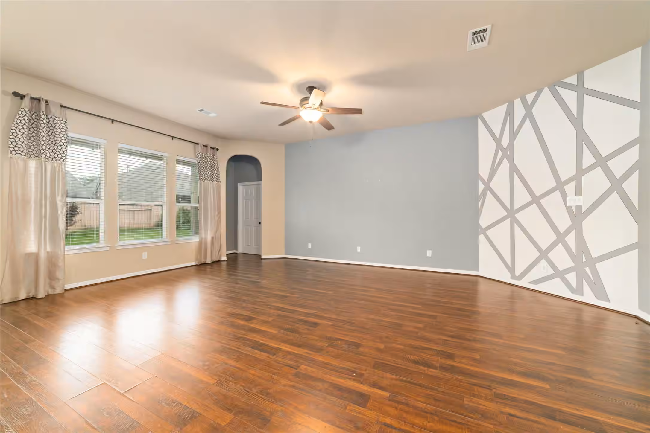 Photo 4 of 4314 Kent Ranch Court, Katy, TX