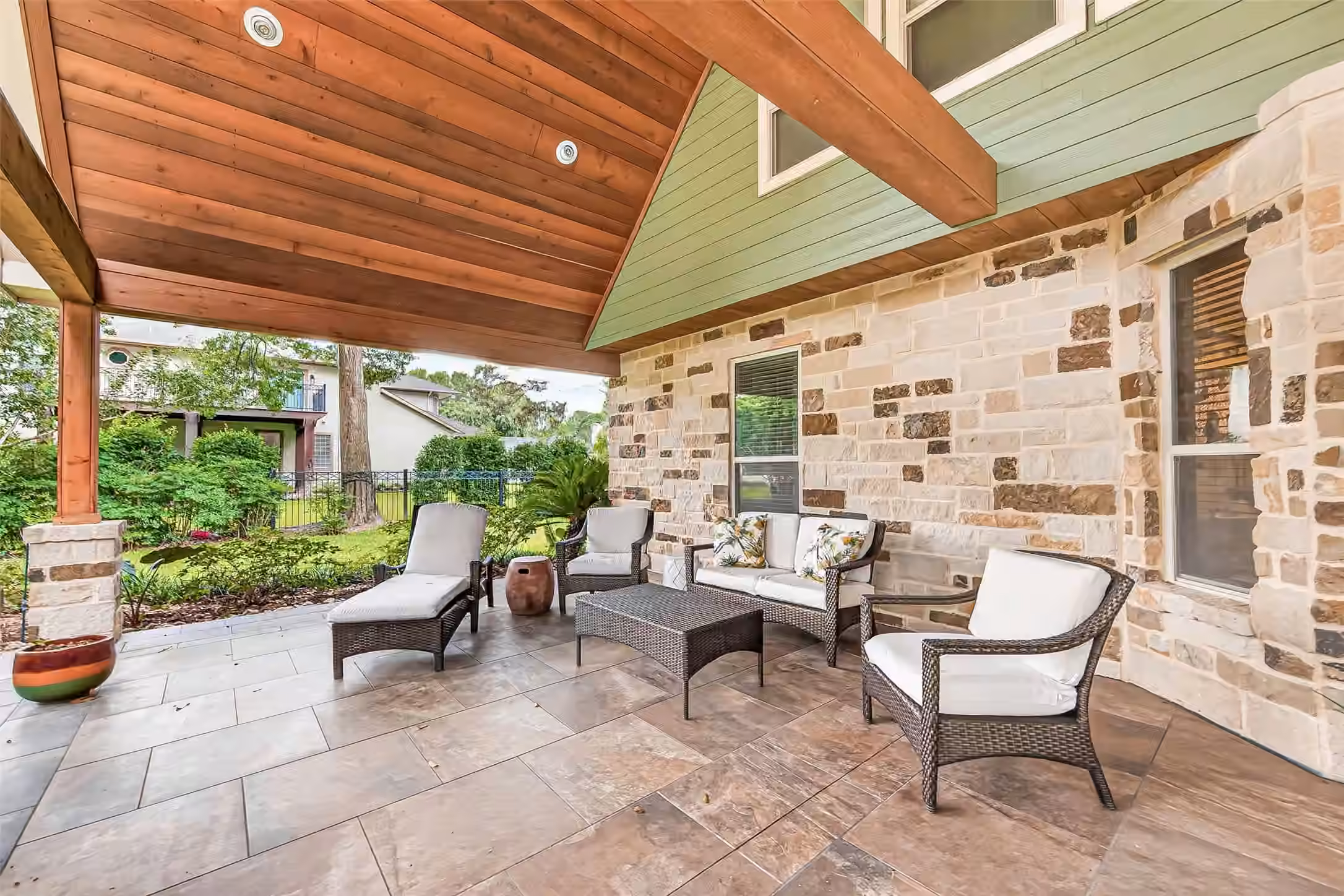 Photo 6 of 3018 S Saddlebrook Lane, Katy, TX