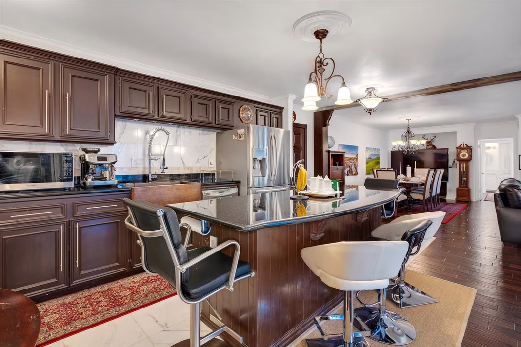 Photo 6 of 2224 S Piney Point Road 218, Houston, TX