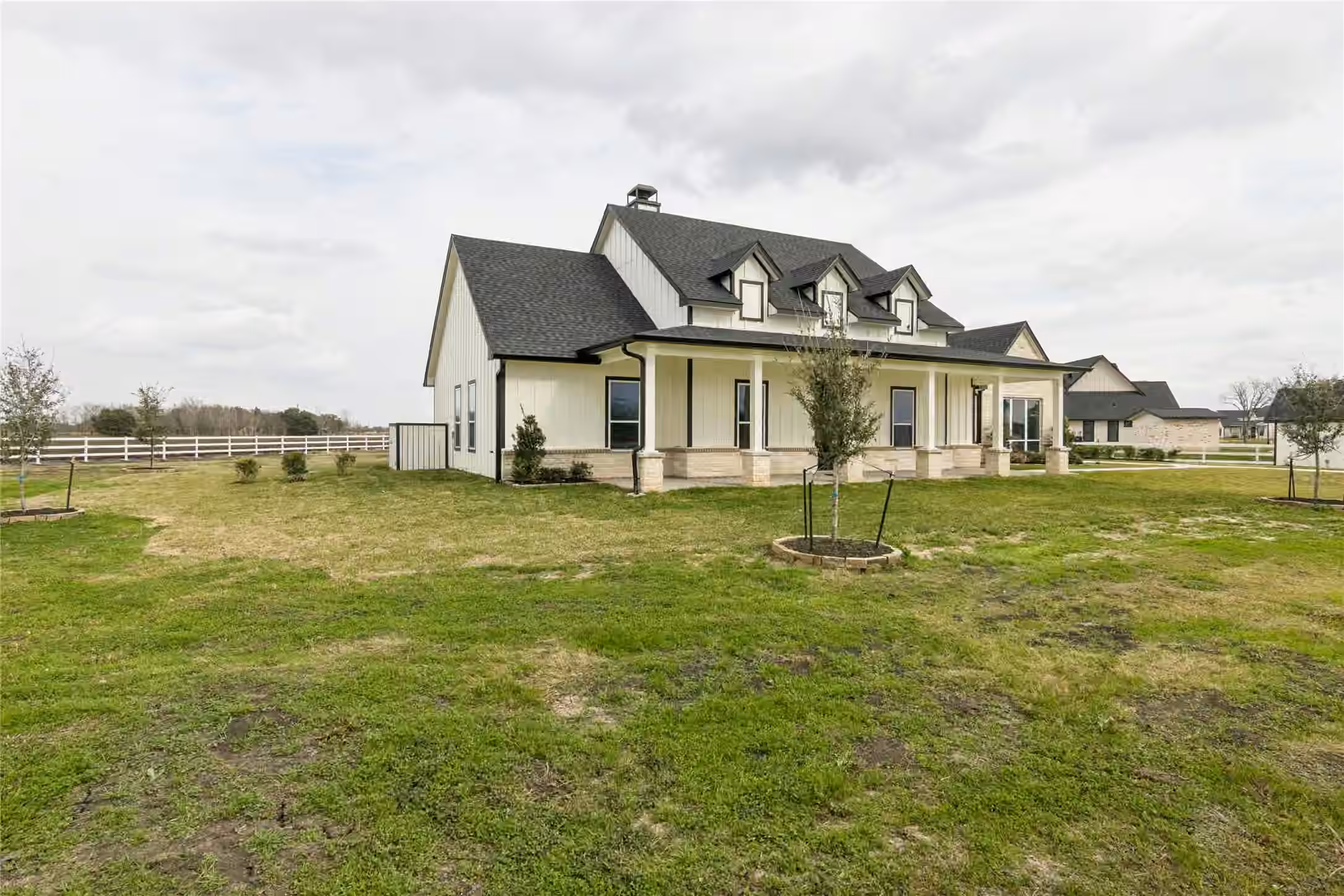 Photo 2 of 5766 Ward Bend Rd, Sealy, TX