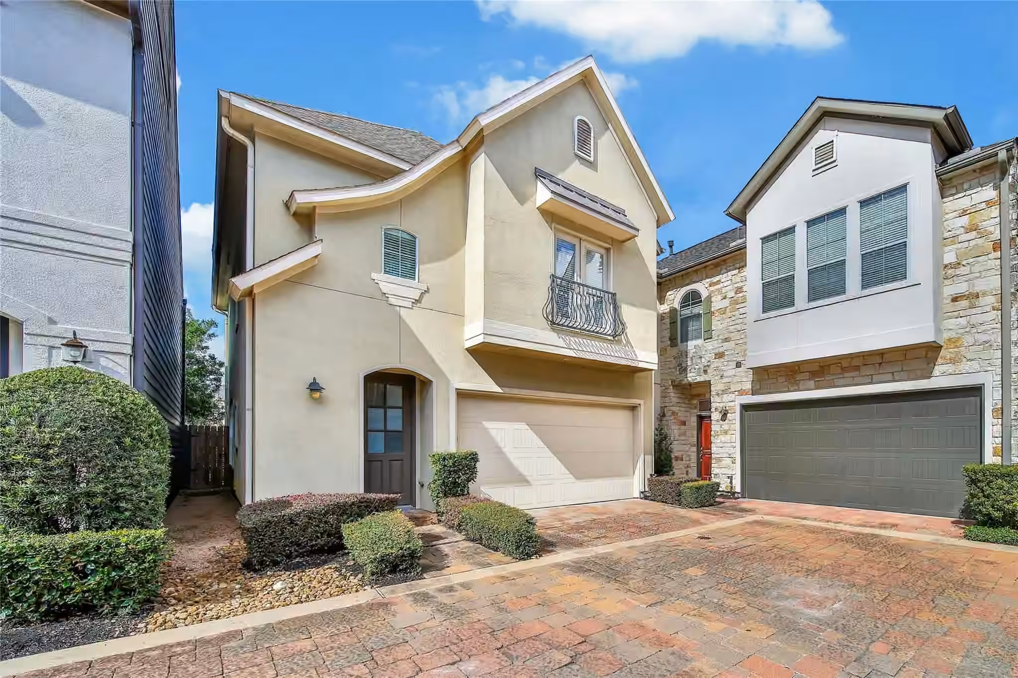 Photo of 1113 Sherwood Trail, Houston, TX 77043