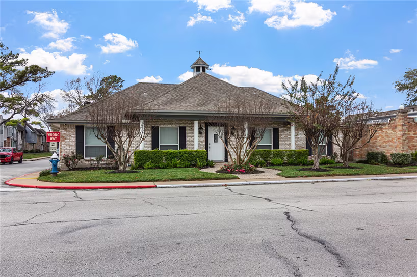 Photo 7 of 11002 Hammerly Boulevard 227, Houston, TX