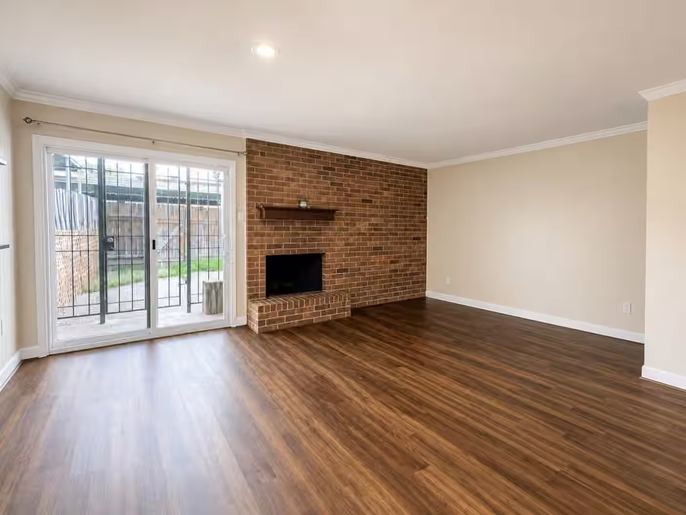 Photo 5 of 1318 Ward Road 5, Baytown, TX