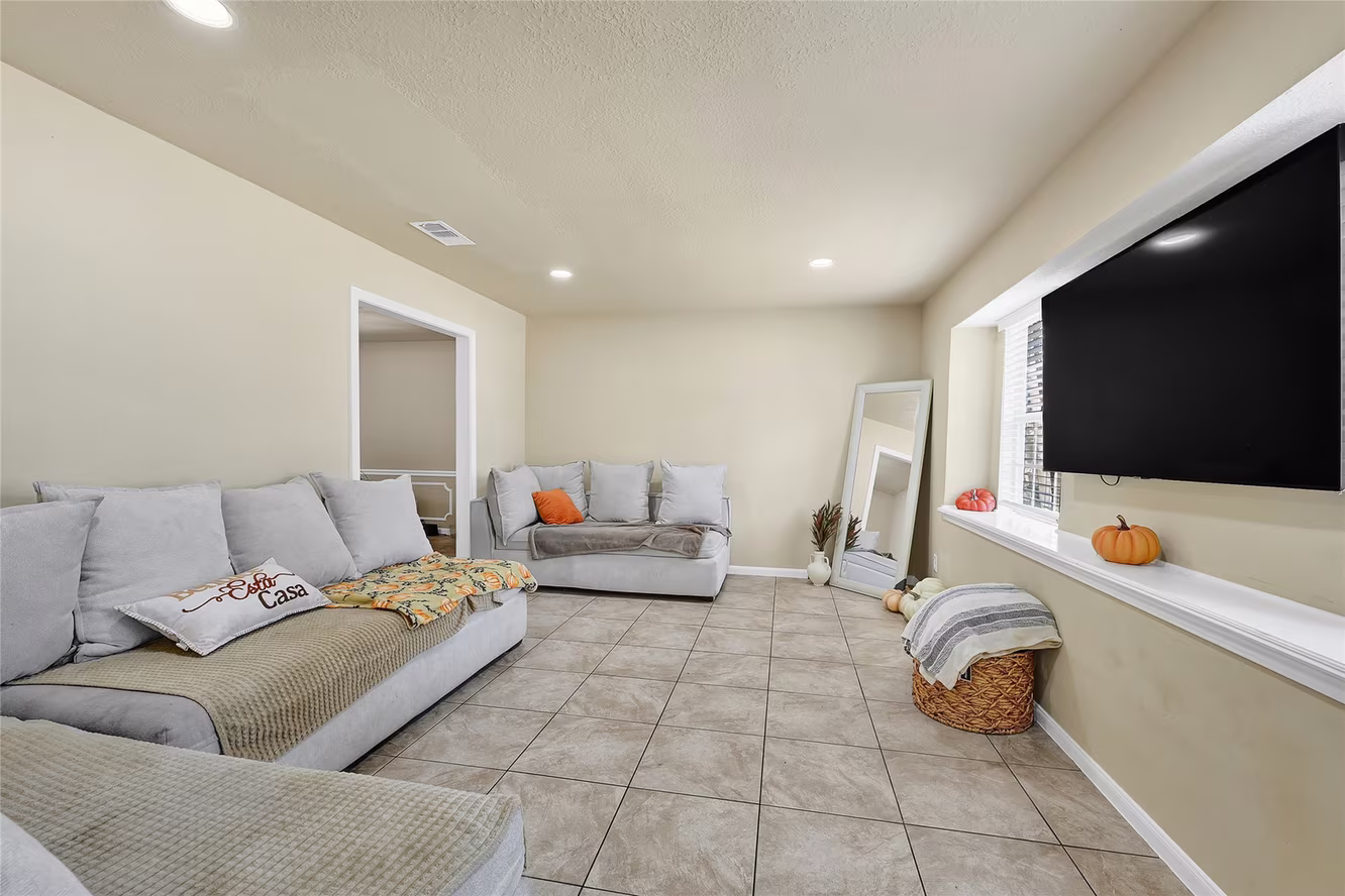 Photo 6 of 4806 Charade Drive, Houston, TX