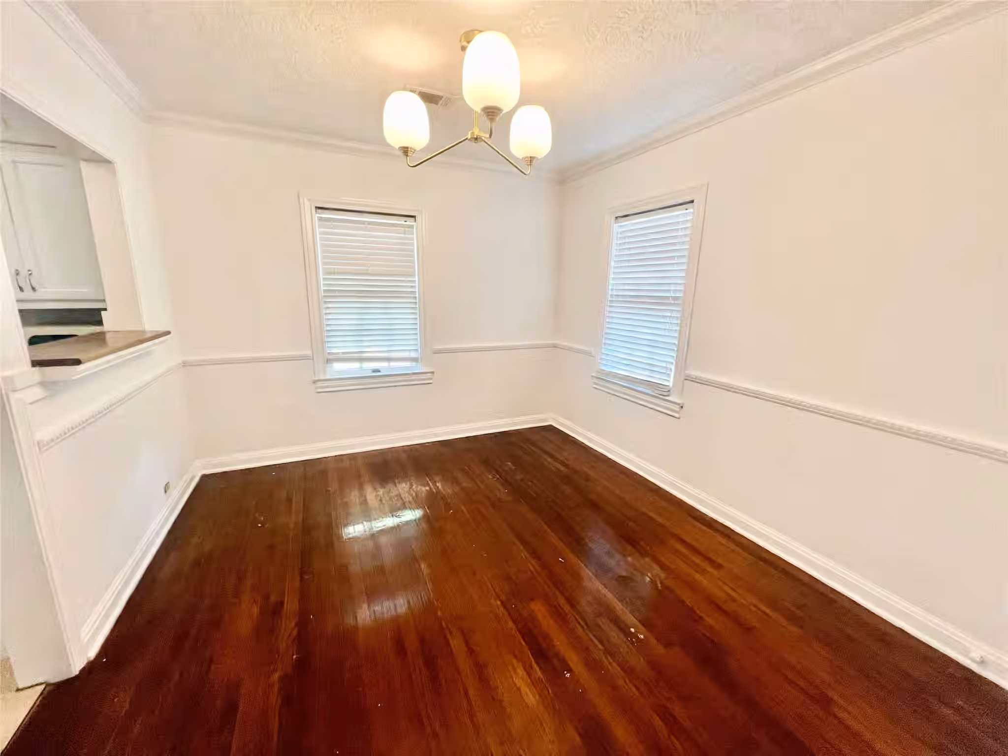 Photo 5 of 217 13th Avenue N, Texas City, TX