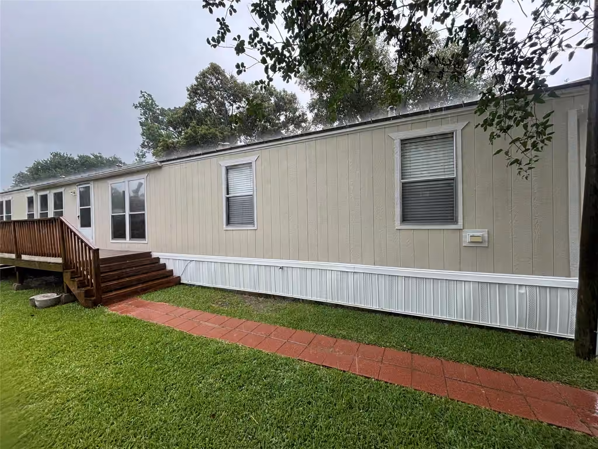 Photo 2 of 4715 3rd Street, Bacliff, TX