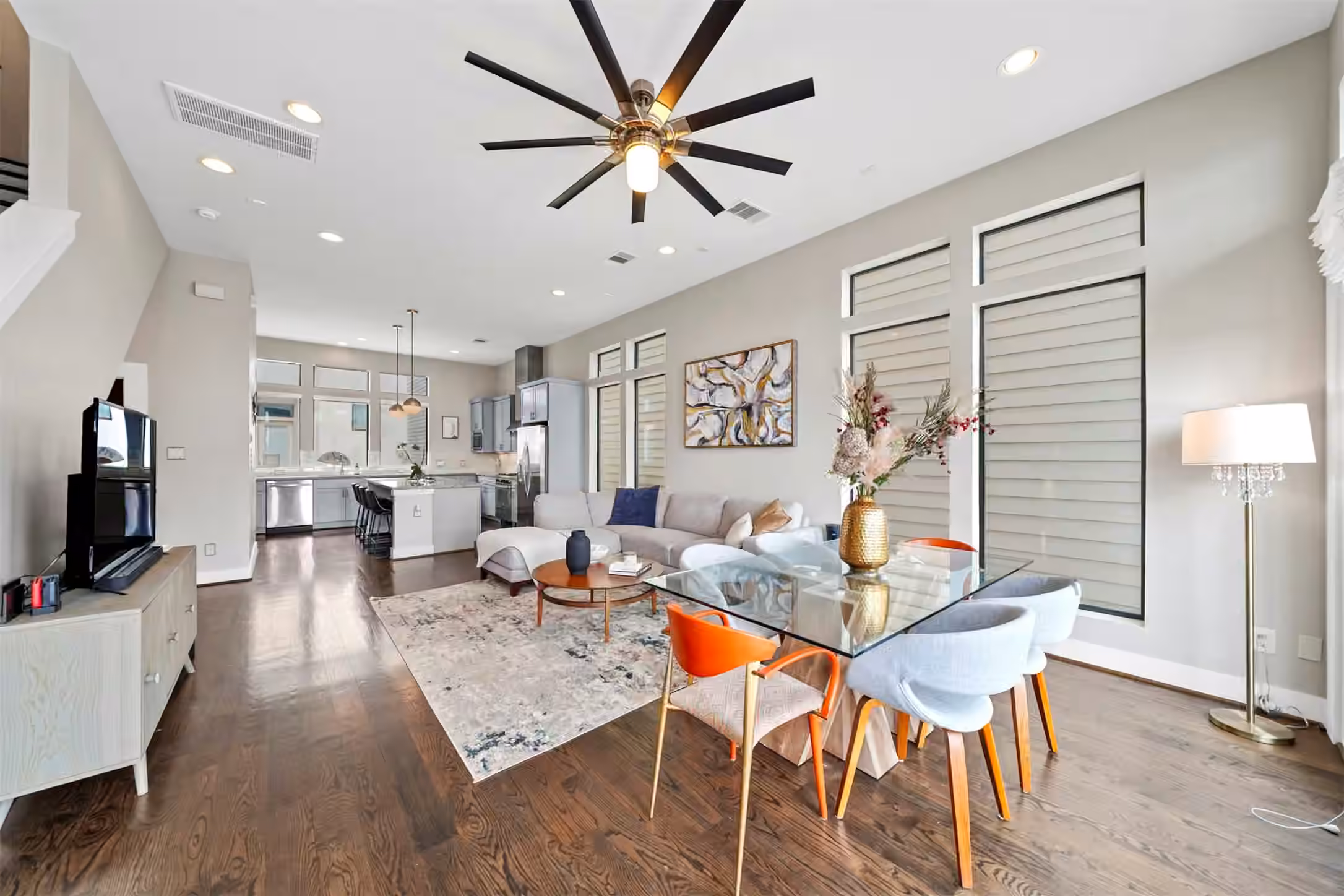 Photo 4 of 2106 Sabine Street, Houston, TX