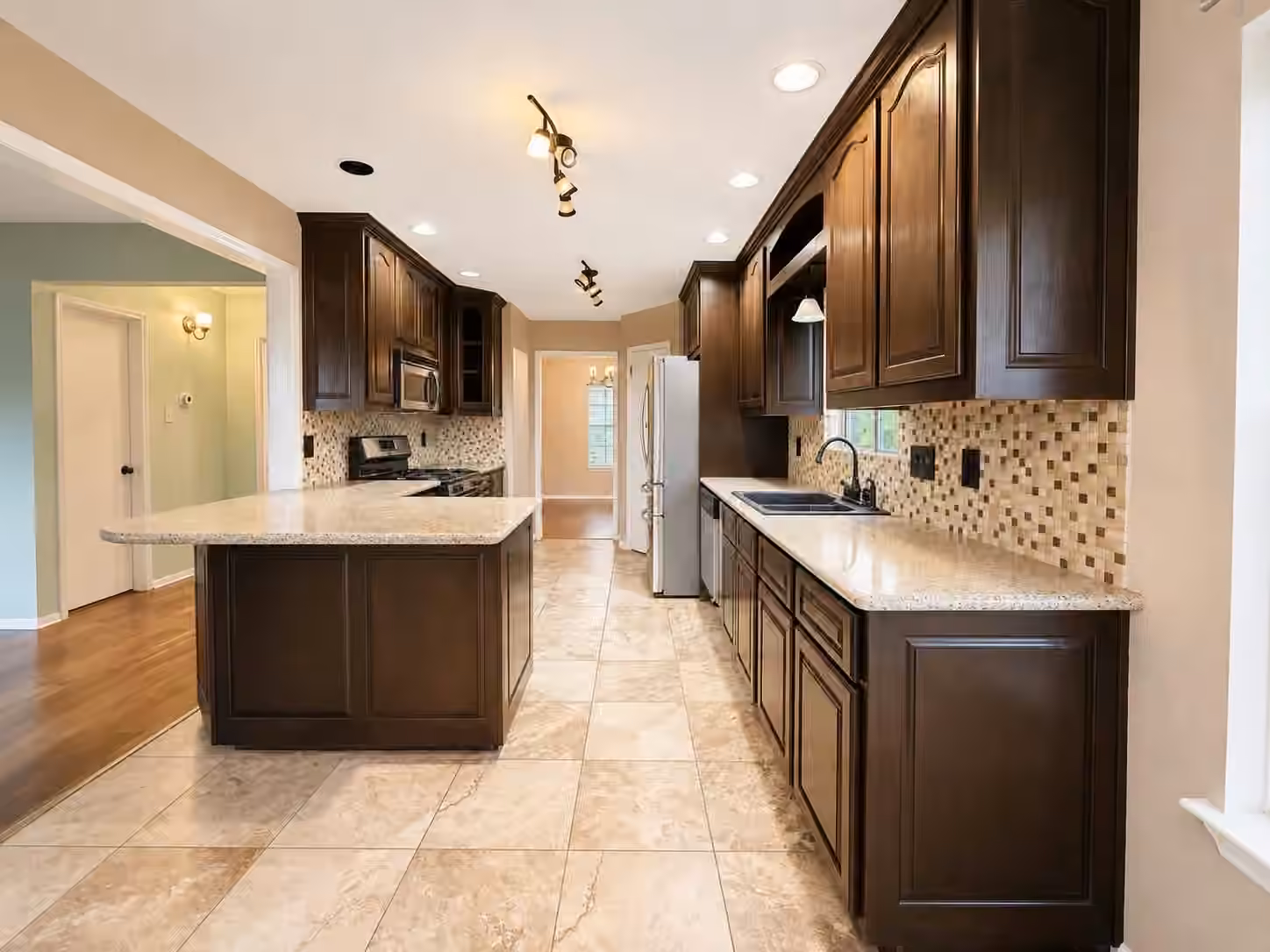 Photo 5 of 19426 Wildoats Drive, Katy, TX